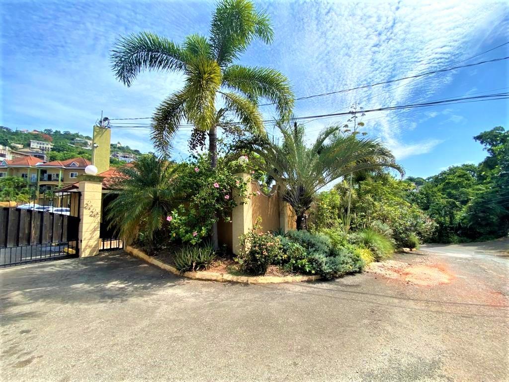 Apartment For Rent: AMETHYST DRIVE, Kingston 19 | $150,000 photo 22
