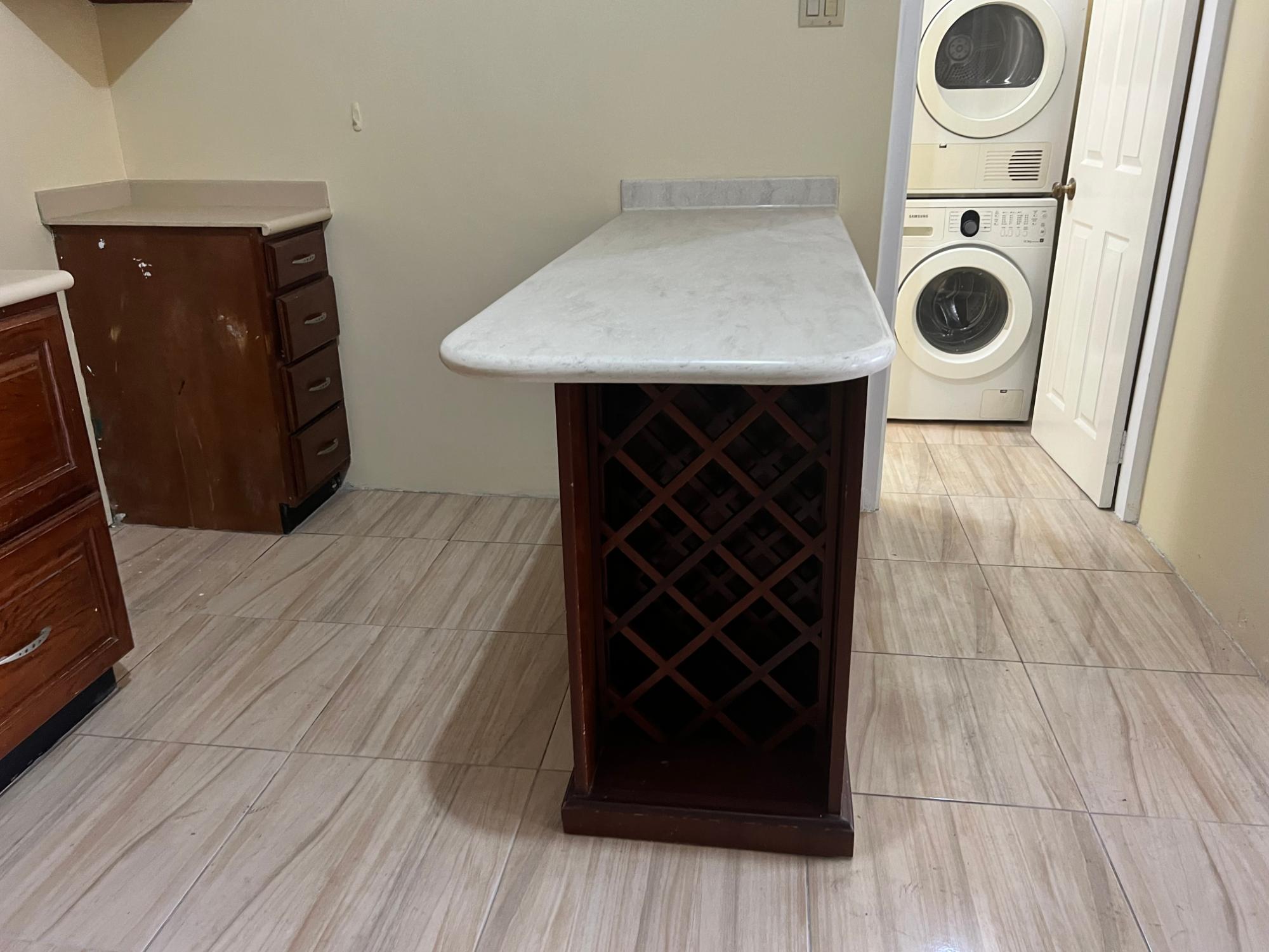 Apartment For Rent: KENSINGTON CRESCENT, Kingston 5 | $160,000 photo 3