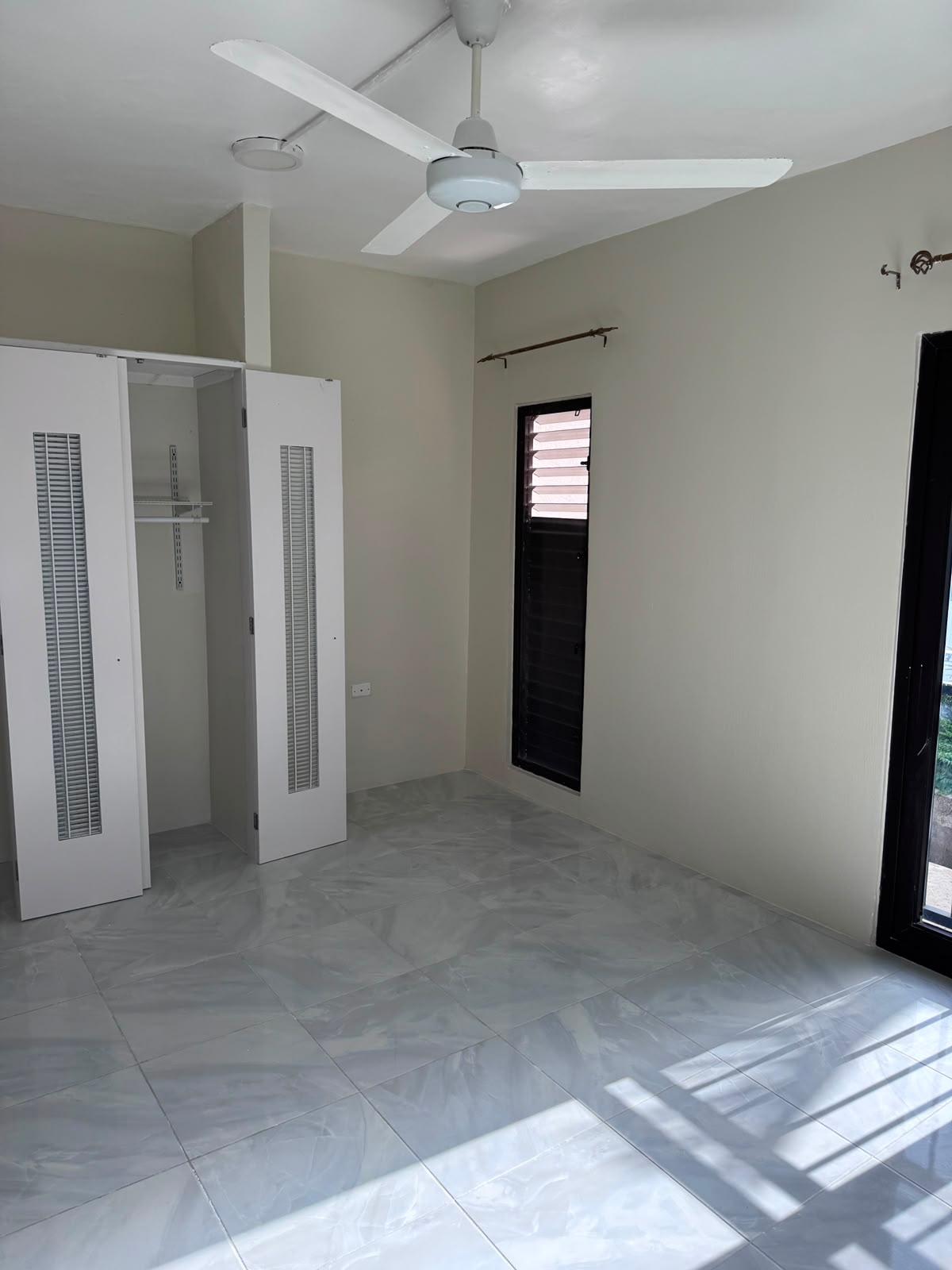 Townhouse For Rent: CHAMELOT VILLAGE PHASE 1, Discovery Bay | $1,100 photo 12