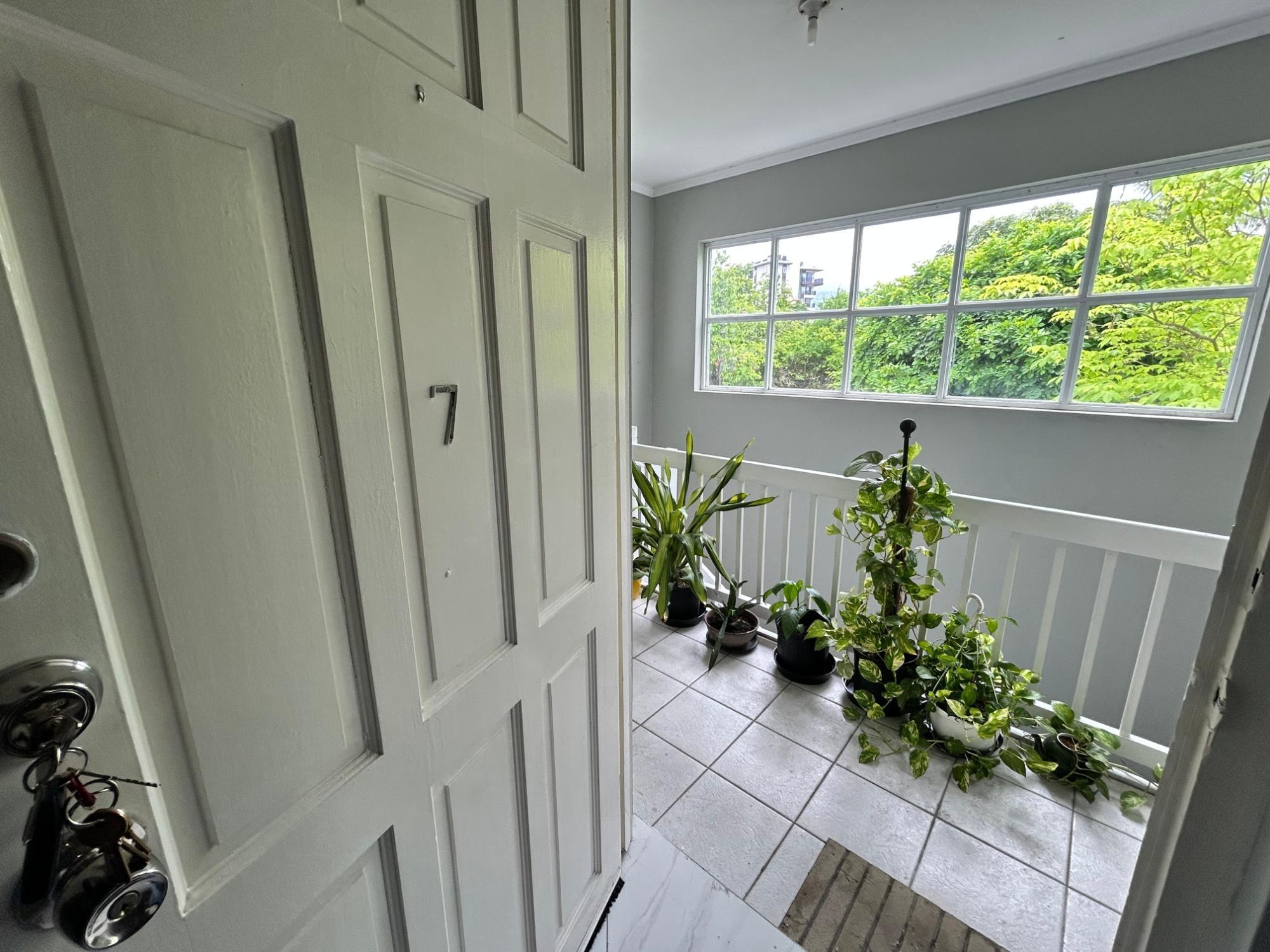 Apartment For Rent: WELLINGTON DRIVE, Kingston 6 | $1,375 photo 4