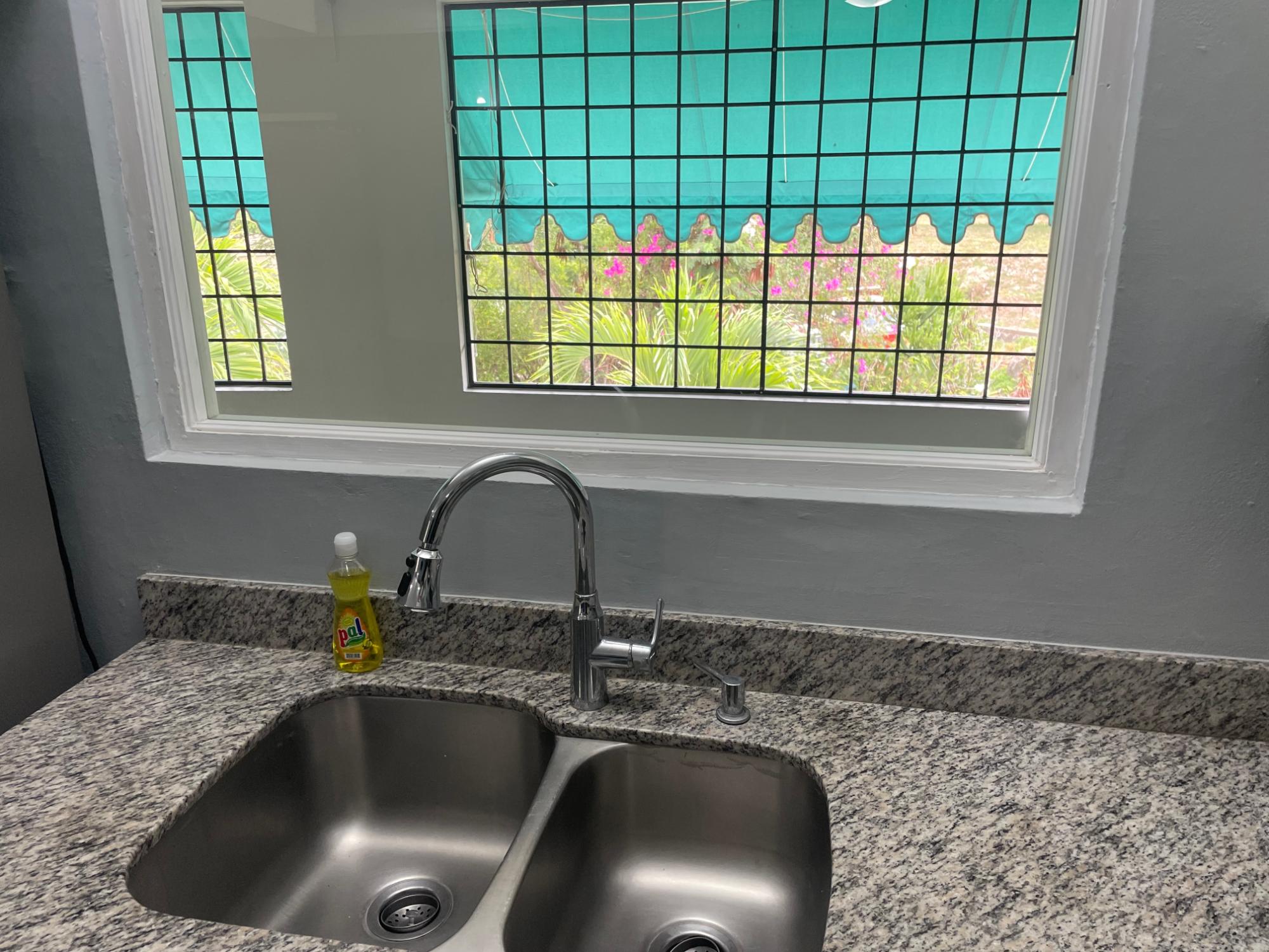 Apartment For Rent: WELLINGTON DRIVE, Kingston 6 | $1,375 photo 9