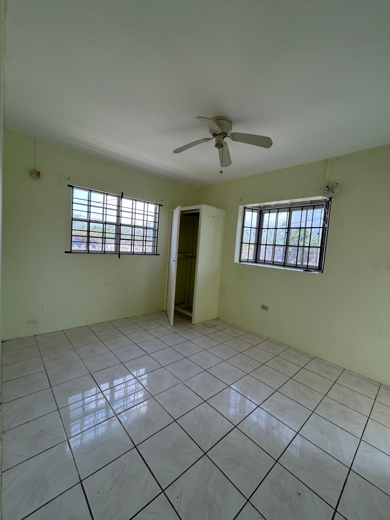 House For Sale: WEST QUEENS PARK, GREATER, Portmore Park | $38,000,000 photo 4