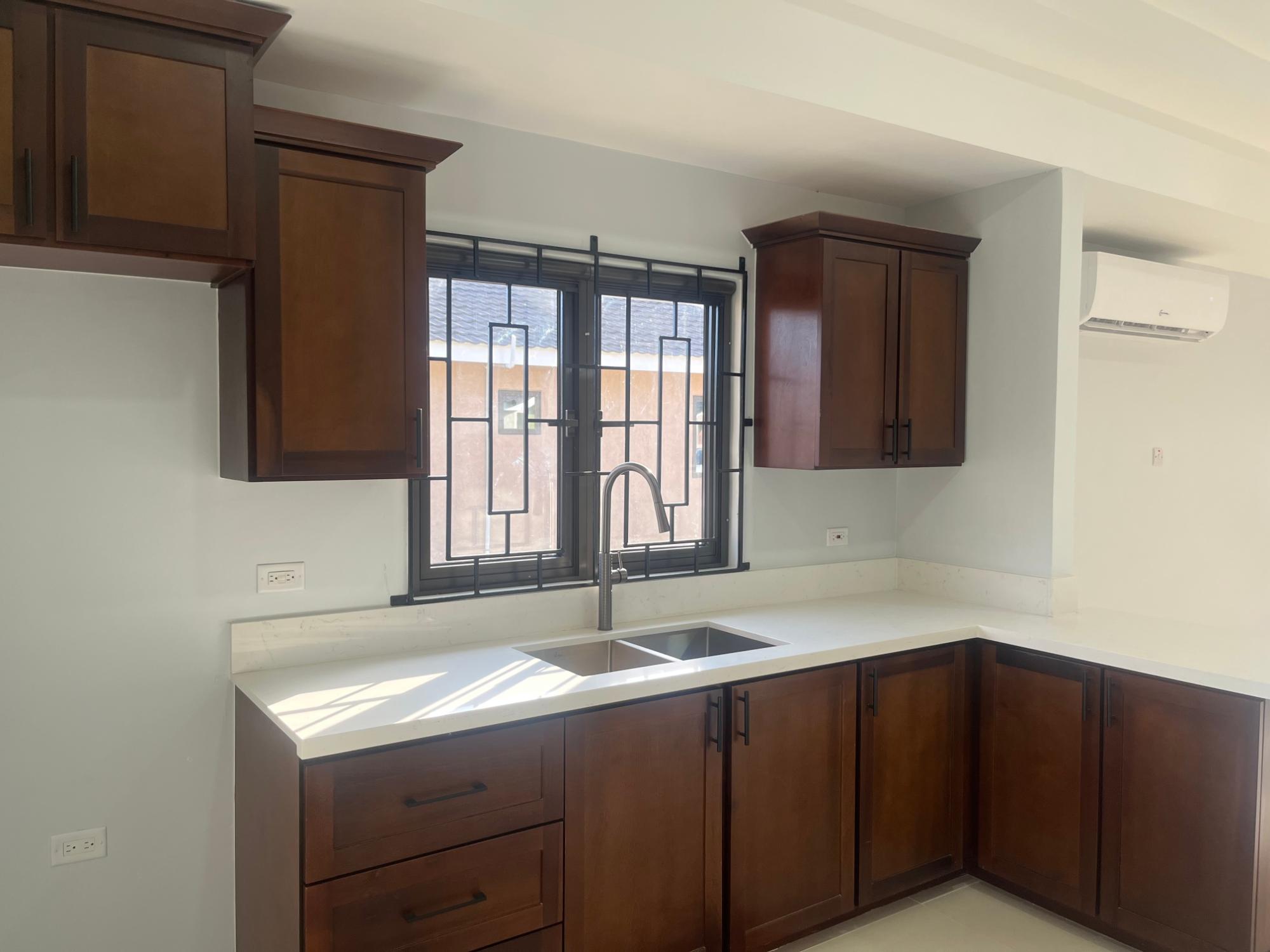 House For Rent: OAK ESTATES, PORTMORE ST., Portmore Pines | $180,000 photo 4