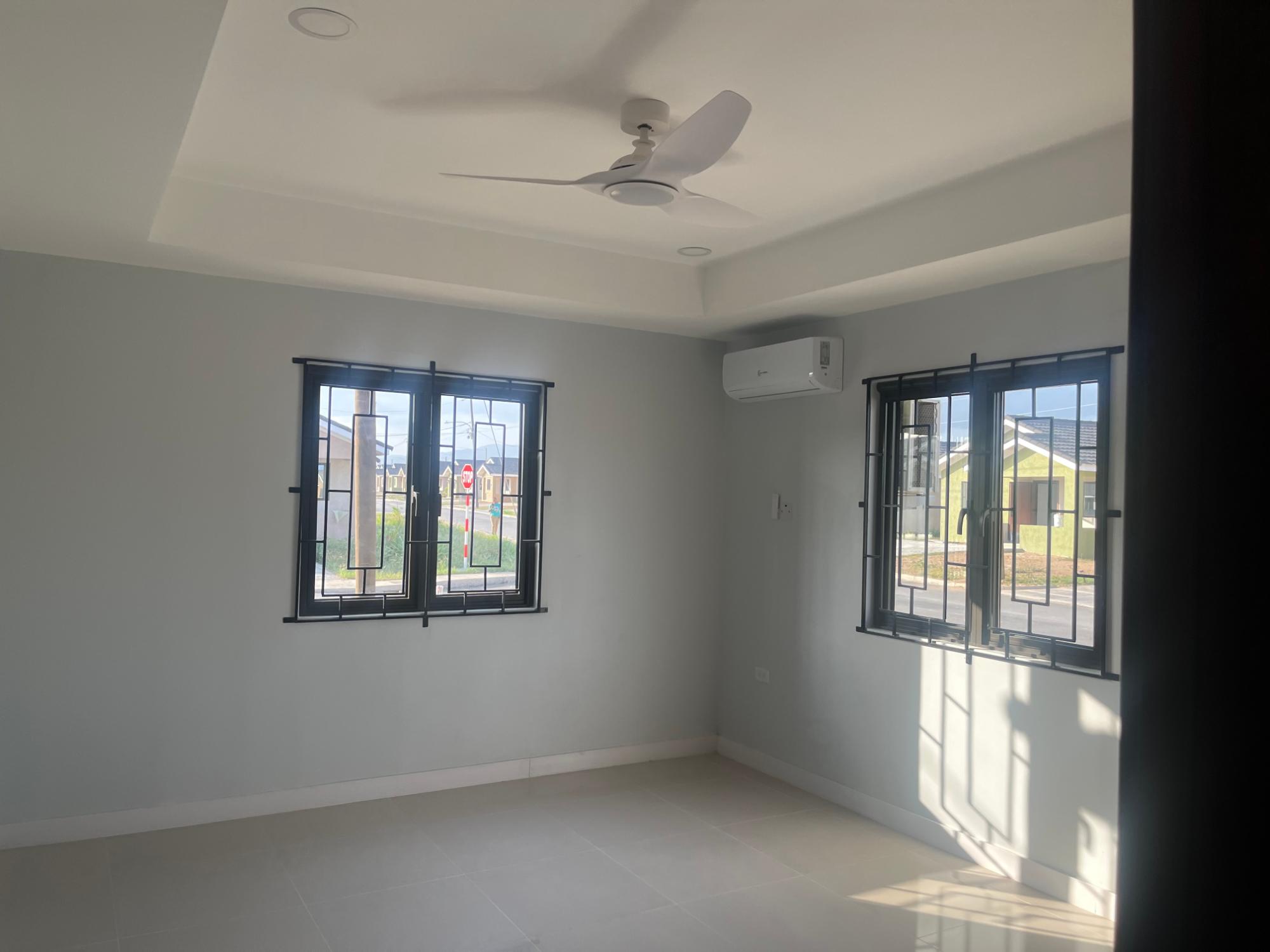 House For Rent: OAK ESTATES, PORTMORE ST., Portmore Pines | $180,000 photo 11