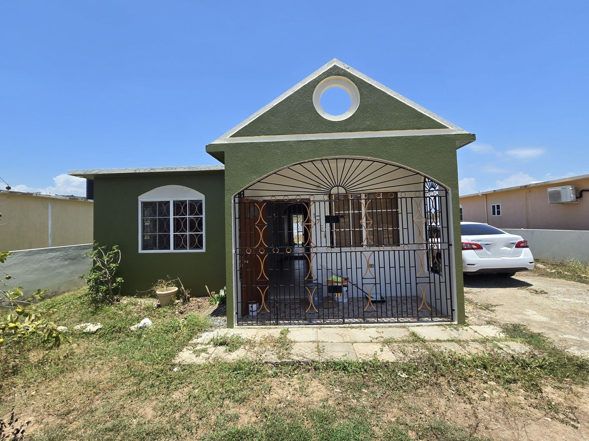 House For Rent: SANDHILLS VISTA, Hellshire Heights | $95,000