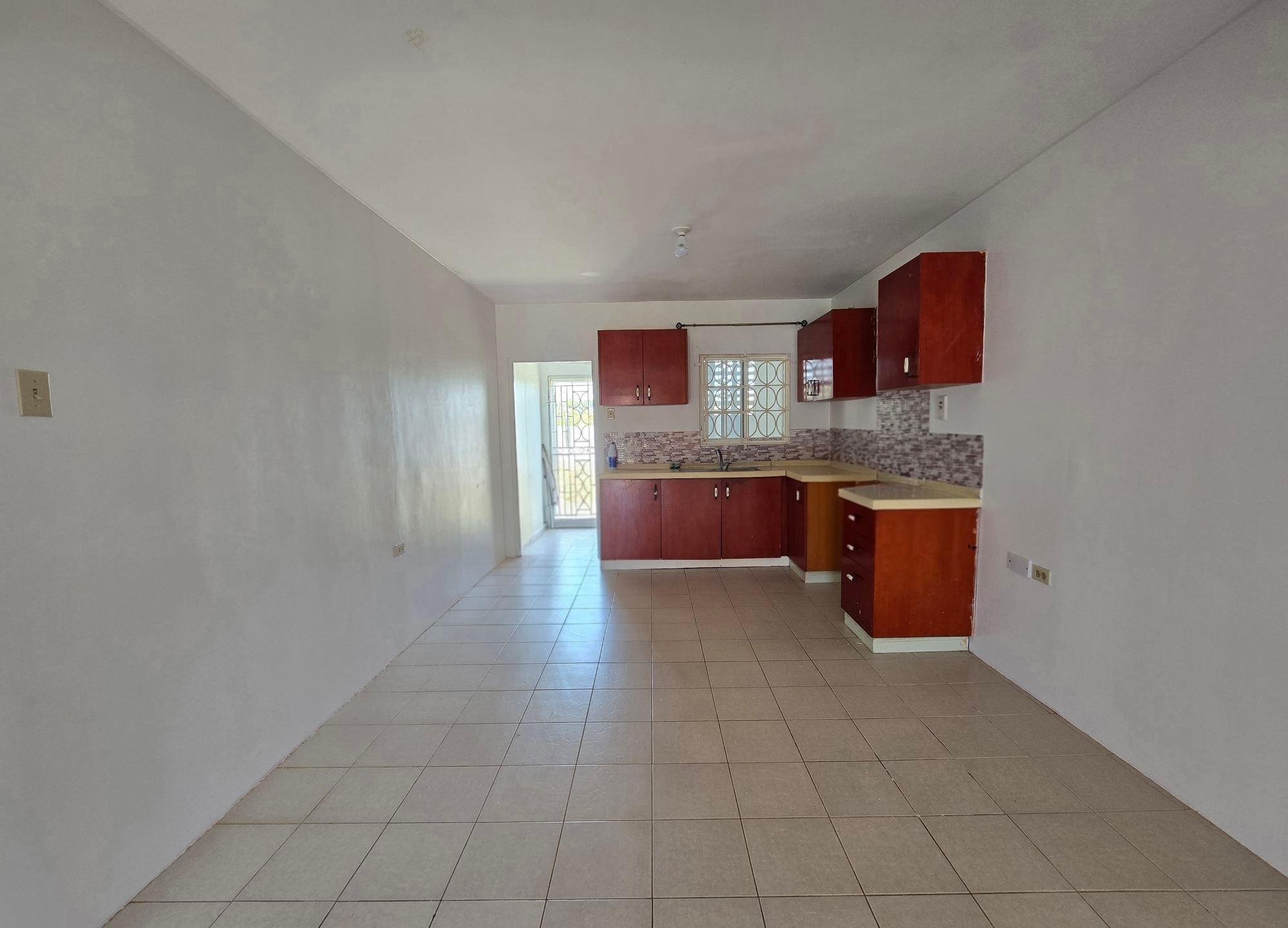 House For Rent: SANDHILLS VISTA, Hellshire Heights | $95,000 photo 3