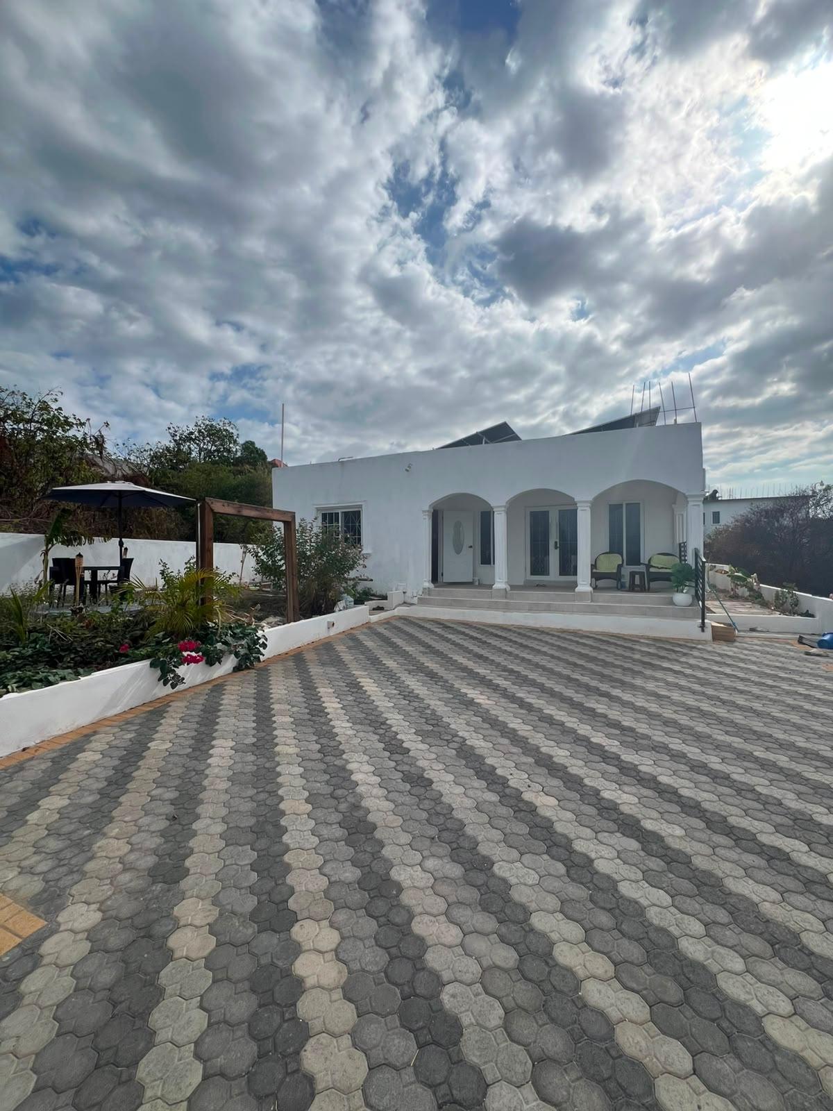 House For Rent: ROCK EDGE CLOSE, HELLSHIR, HELLSHIRE HILLS | $125,000 photo 3