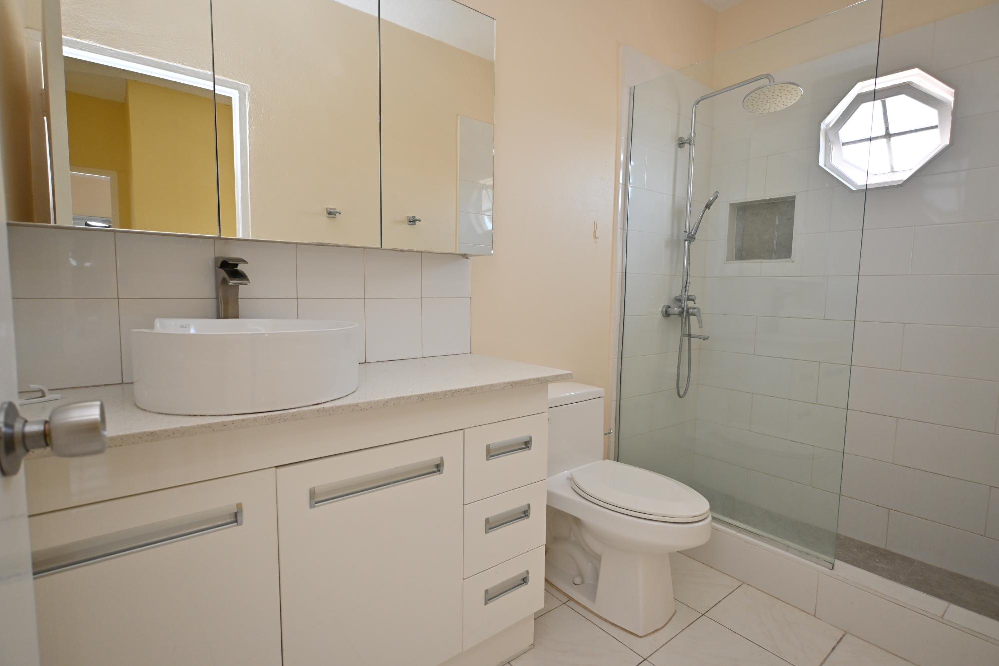 Townhouse For Rent: CHAMBERS DRIVE, Kingston 6 | $250,000 photo 12