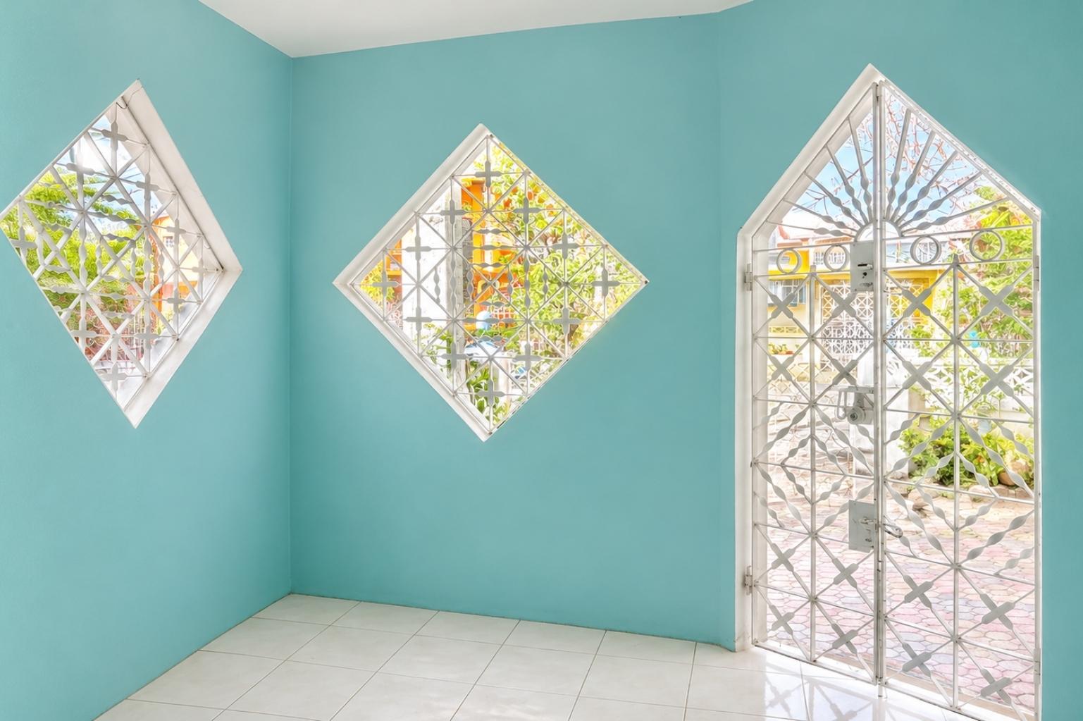 House For Sale: NORTH WEST 22ND PLACE, GR, Greater Portmore | $31,900,000 photo 2