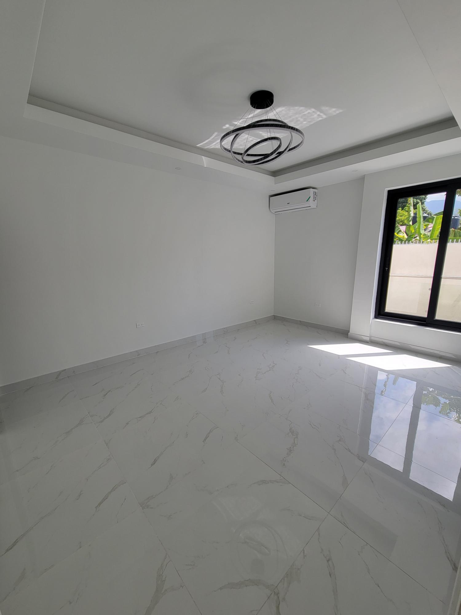 Apartment For Rent: BORDER AVE, Kingston 19 | $300,000 photo 9