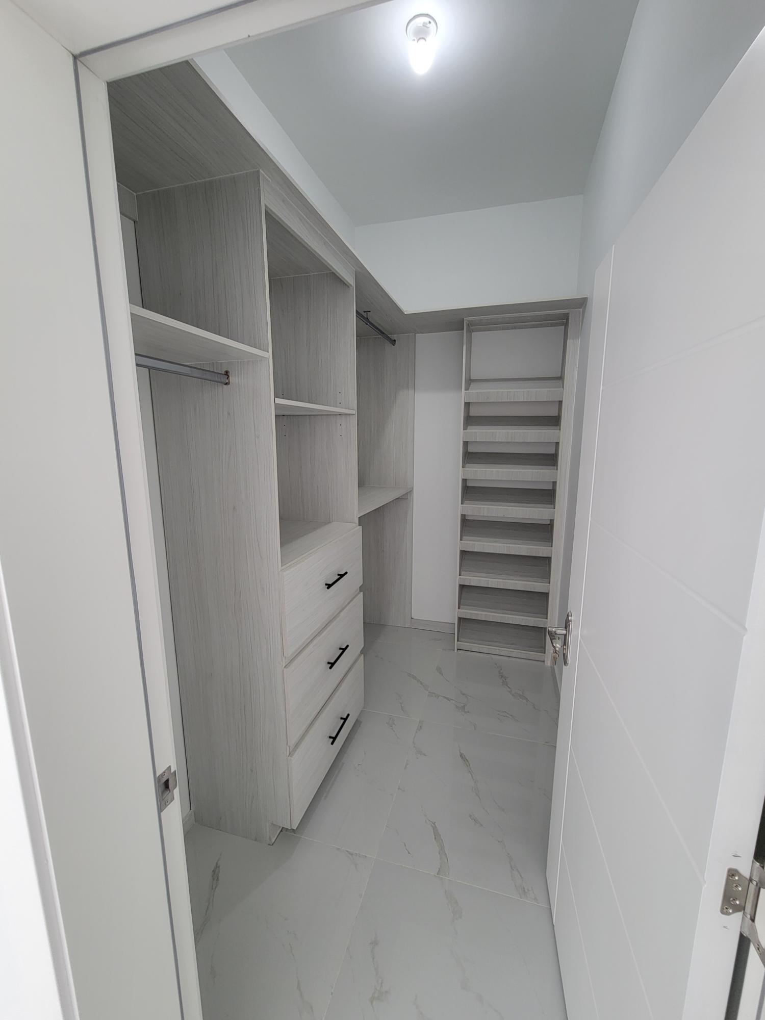 Apartment For Rent: BORDER AVE, Kingston 19 | $300,000 photo 10