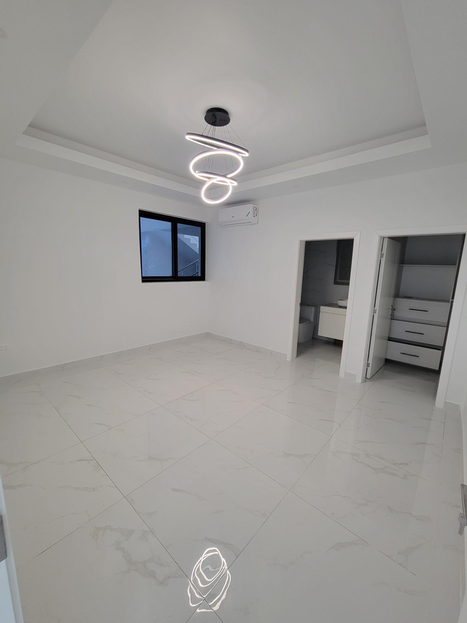 Apartment For Rent: BORDER AVE, Kingston 19 | $300,000 photo 12