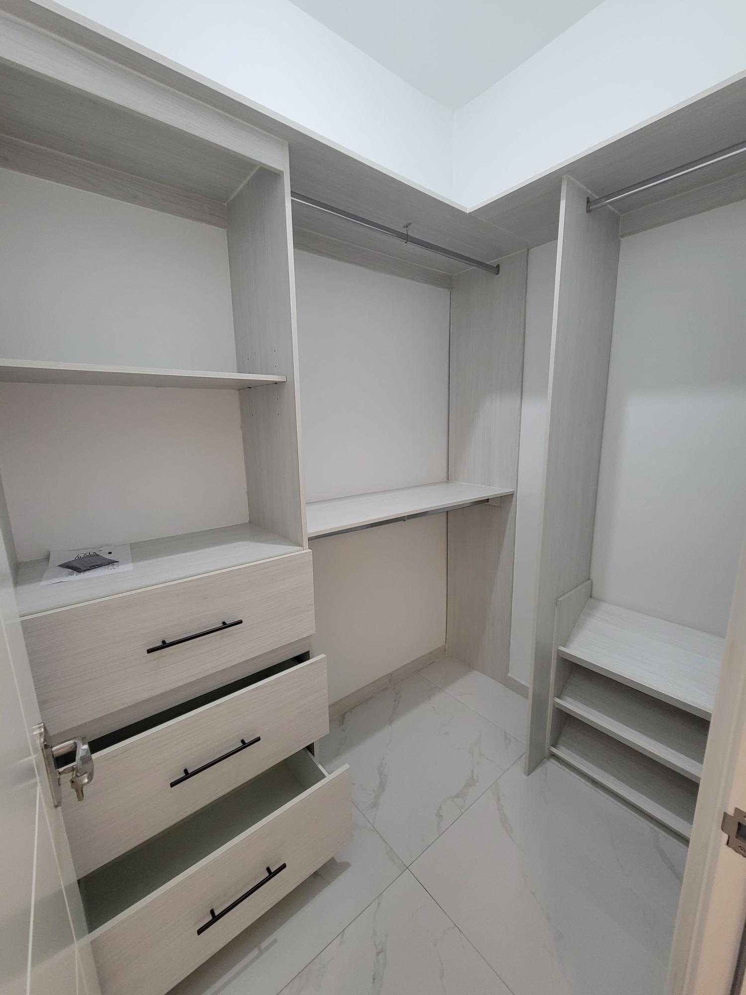 Apartment For Rent: BORDER AVE, Kingston 19 | $300,000 photo 13