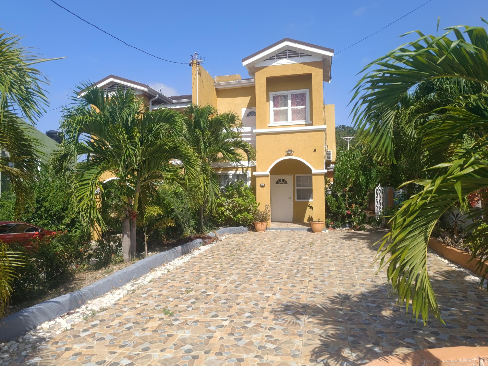 Townhouse For Rent: CALABASH ST, VISTAS OF SA, Belle Air | $1,200 photo 4