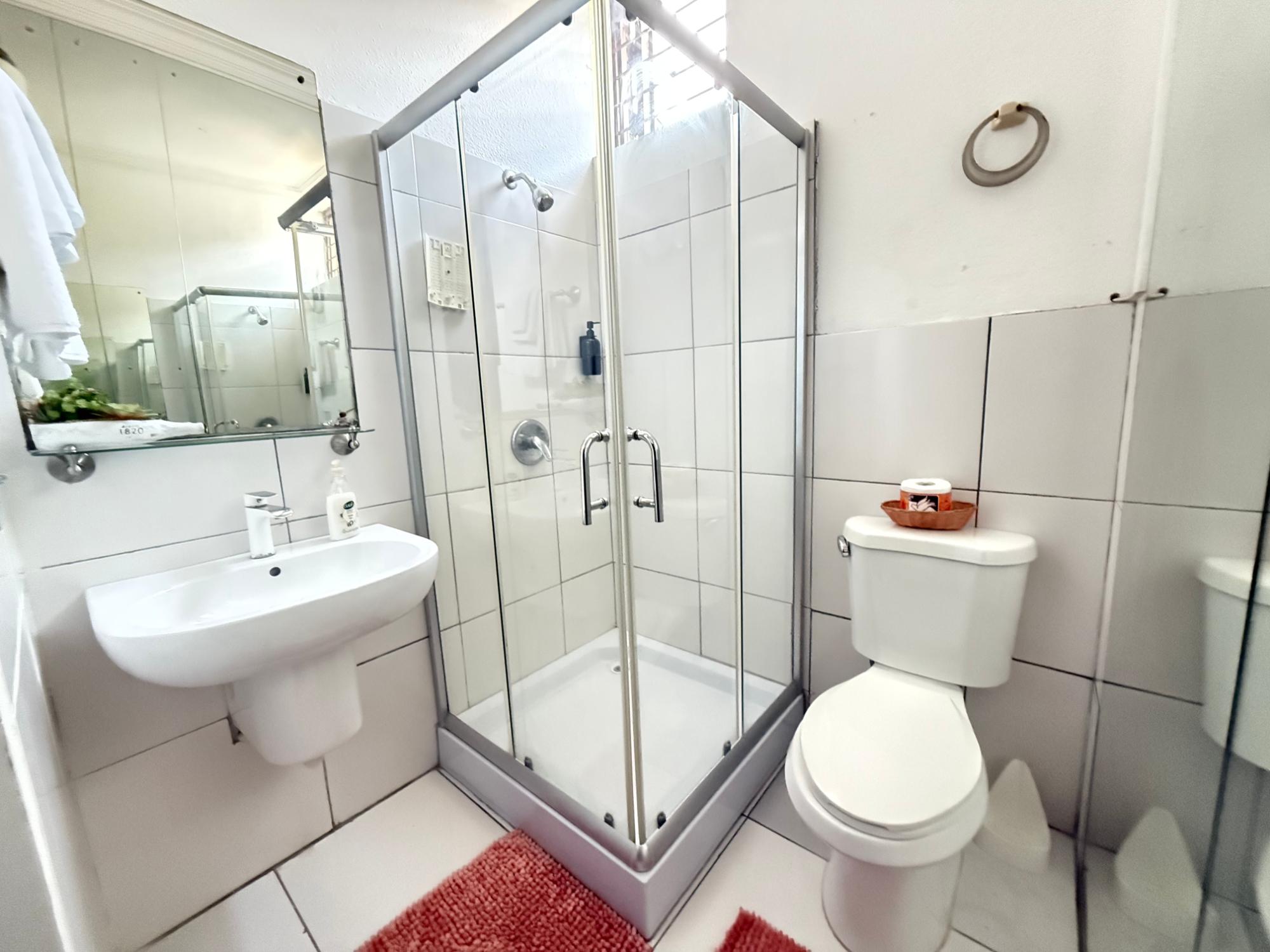 Apartment For Rent: SKYLINE DRIVE. JACKS HILL, Kingston 6 | $1,000 photo 13