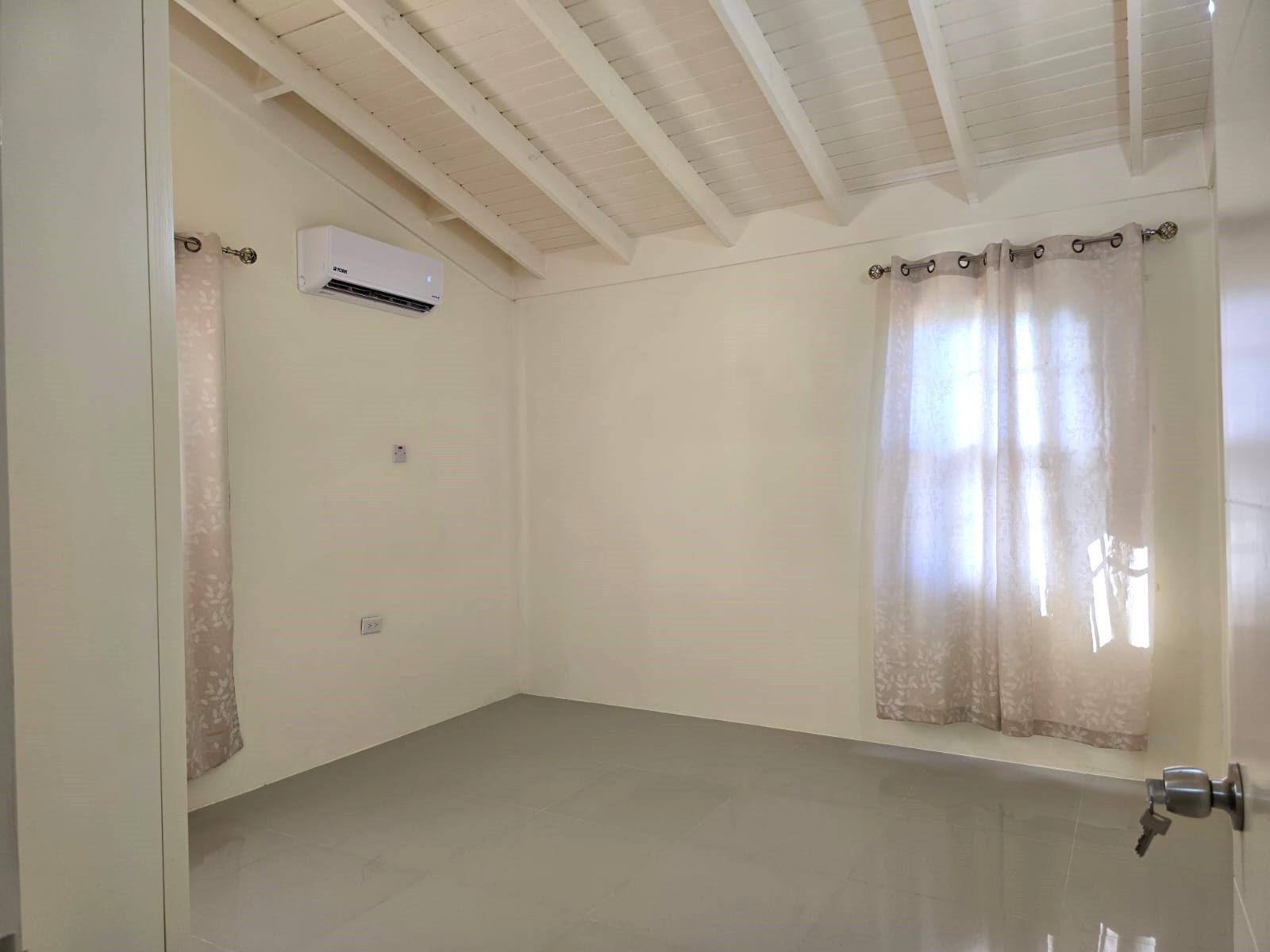 House For Rent: STONEBROOK MANOR, Falmouth | $1,000 photo 6