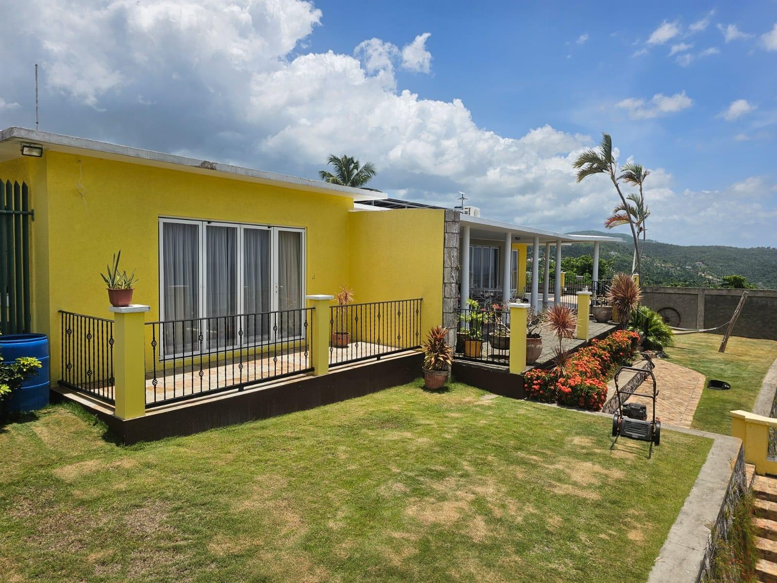 House For Sale: RHYNIE DRIVE UNITY HALL, Unity Hall | $690,000 photo 6