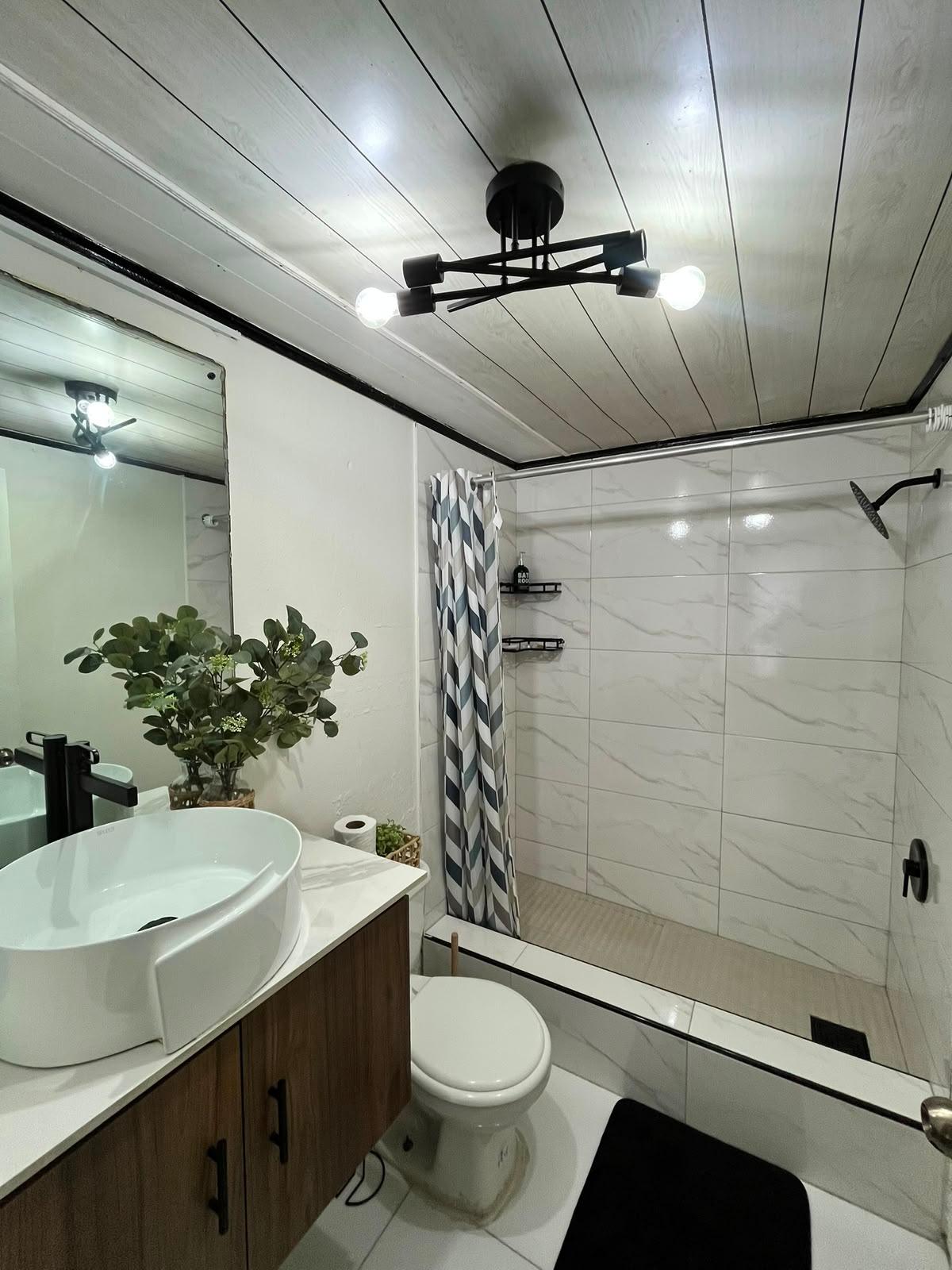 Apartment For Sale: CENTRAL AVENUE, Kingston 8 | $23,000,000 photo 2