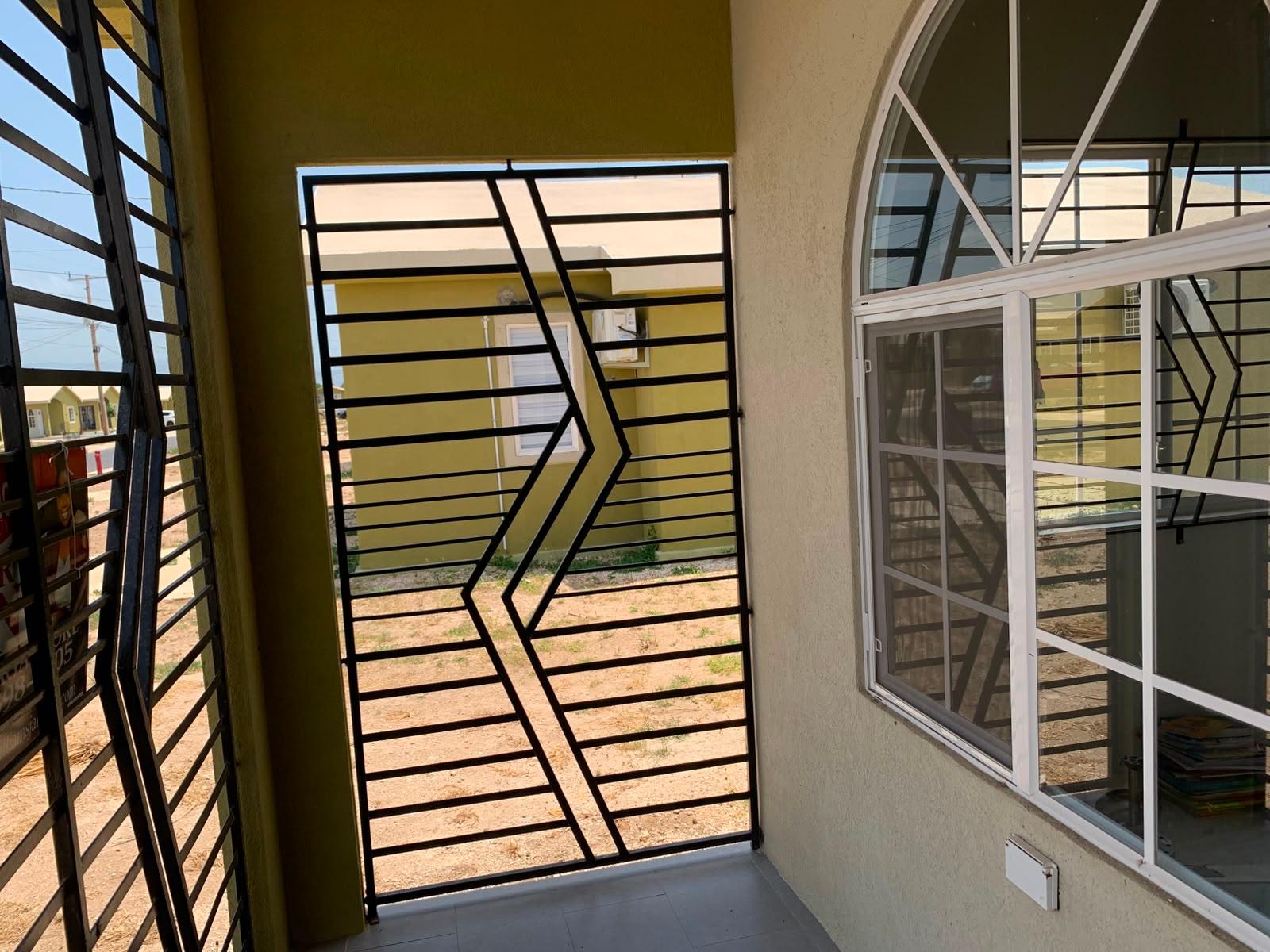 House For Rent: PAPRIKA DRIVE, PHOENIX PA, Phoenix Park | $125,000 photo 3