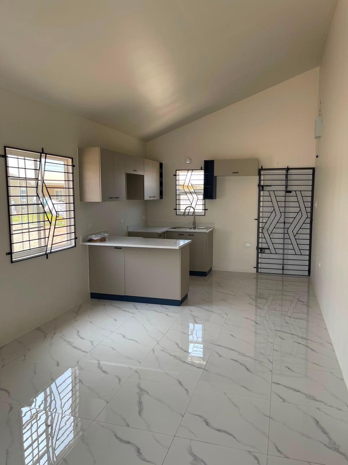 House For Rent: PAPRIKA DRIVE, PHOENIX PA, Phoenix Park | $125,000 photo 4
