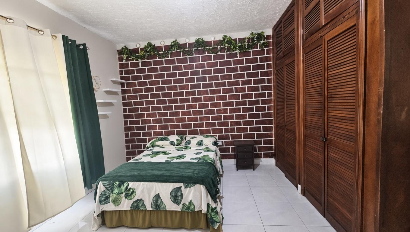 Apartment For Rent: LEAS FLAT, Kingston 19 | $165,000 photo 8
