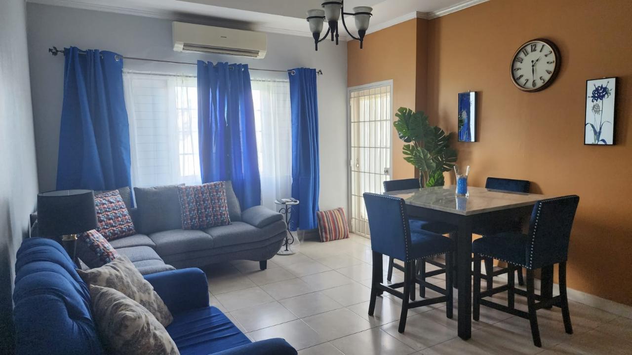Apartment For Rent: WELLINGTON DRIVE, Kingston 6 | $1,100 photo 5