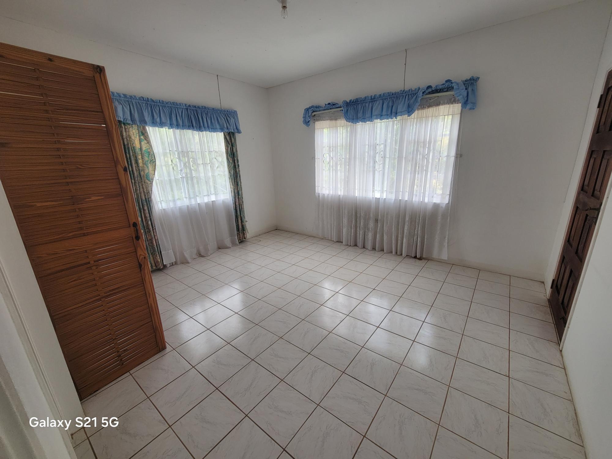 House For Sale: BATTERSEA ROAD, INGLESIDE, Mandeville | $90,000,000 photo 8