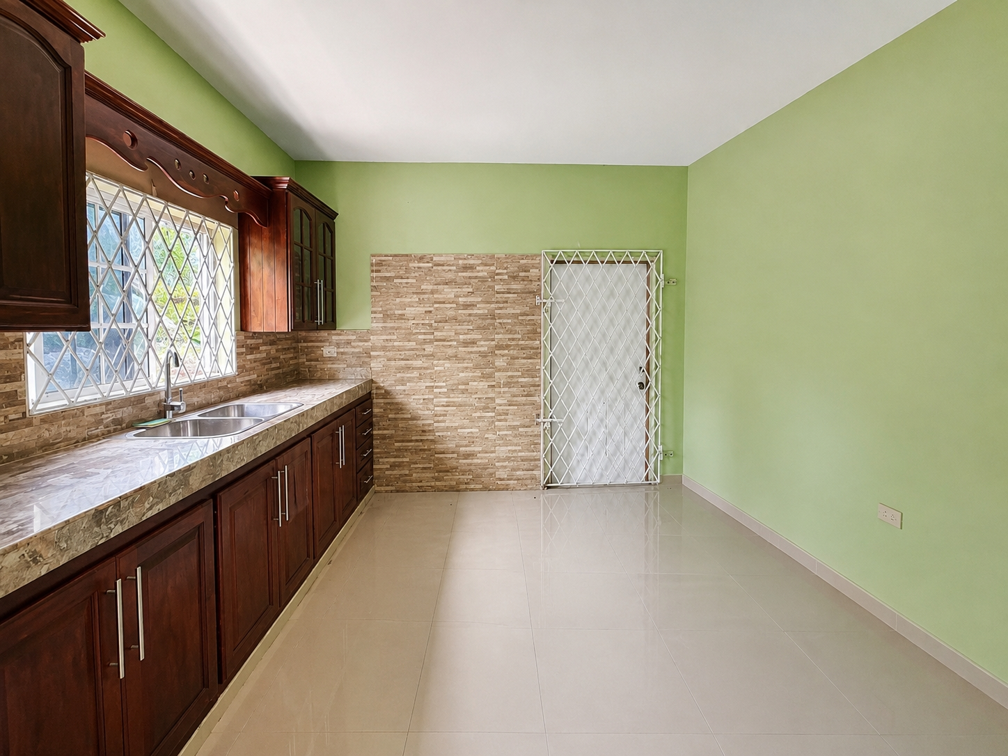 House For Sale: VILLA CRESCENT, Mandeville | $45,000,000 photo 5