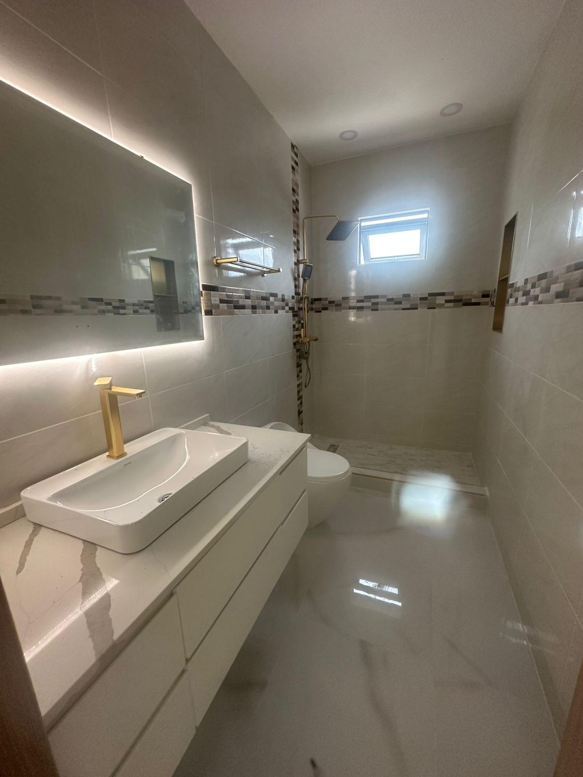 Apartment For Sale: SAPPHIRE, Richmond | $265,000 photo 8
