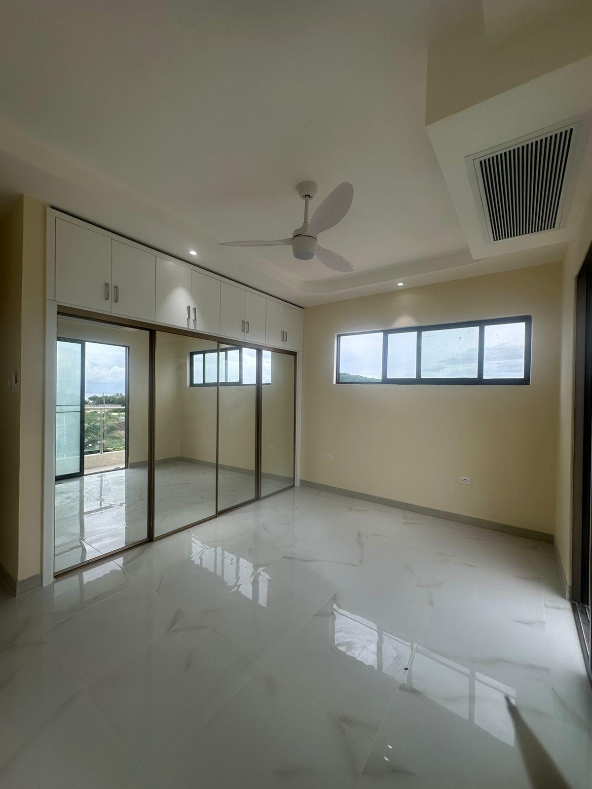 Apartment For Sale: SAPPHIRE, Richmond | $265,000 photo 9