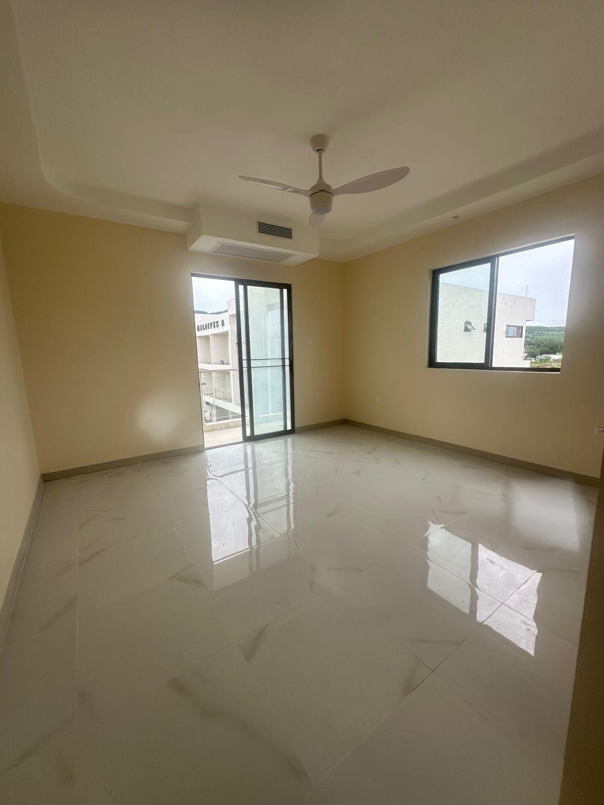 Apartment For Sale: SAPPHIRE, Richmond | $265,000 photo 11