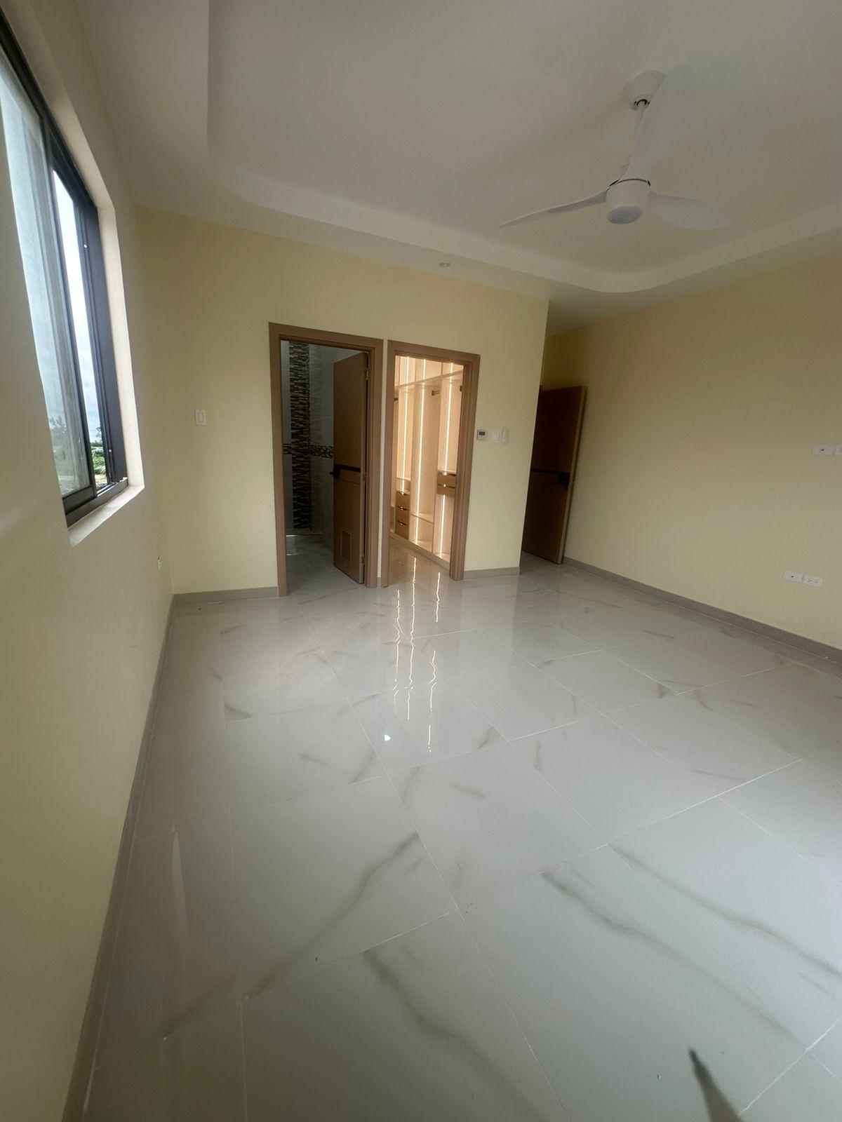 Apartment For Sale: SAPPHIRE, Richmond | $265,000 photo 14