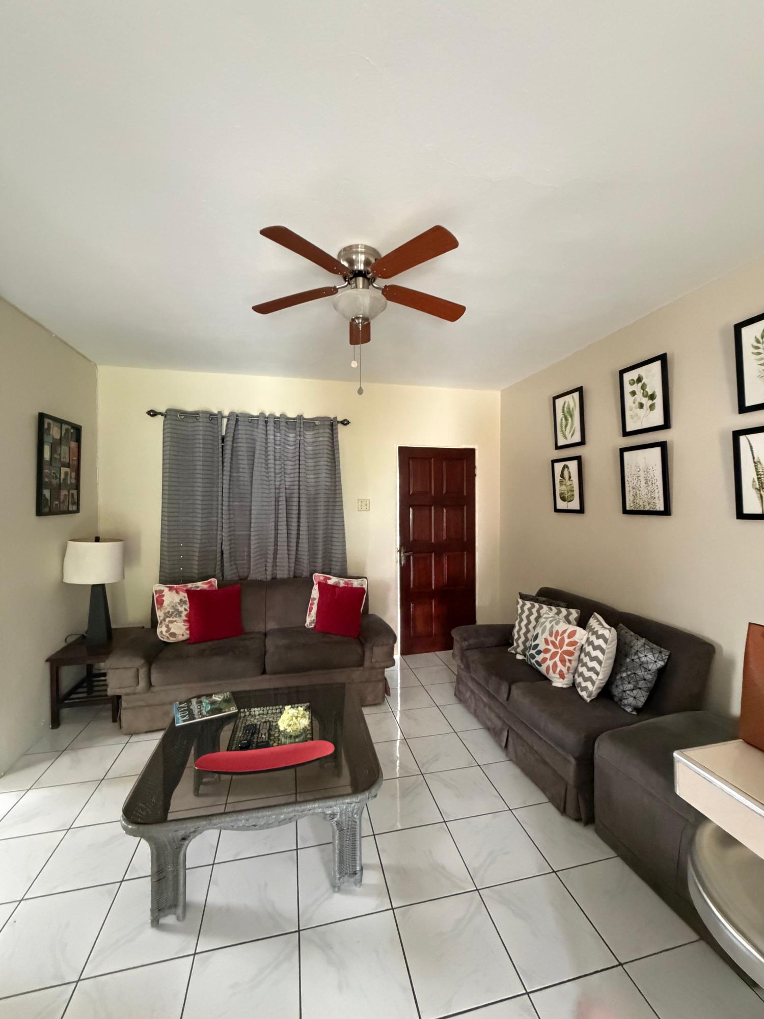 Apartment For Rent: CHELSEA AVENUE, Kingston 5 | $155,000 photo 5