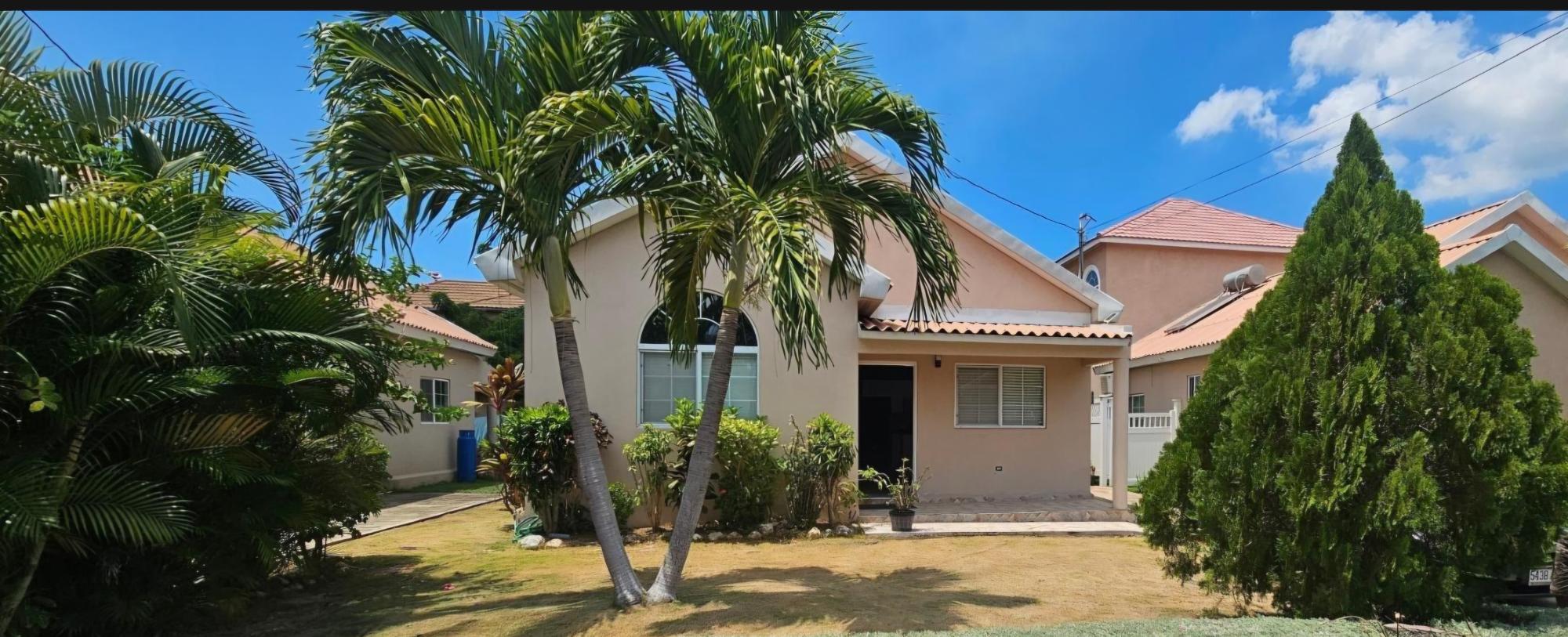 House For Rent: MICHELLE WIE WAY, BLOCK B, Caymanas Estates | $165,000