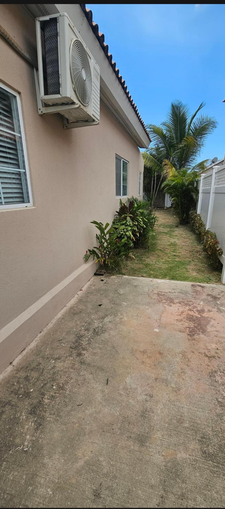 House For Rent: MICHELLE WIE WAY, BLOCK B, Caymanas Estates | $165,000 photo 6