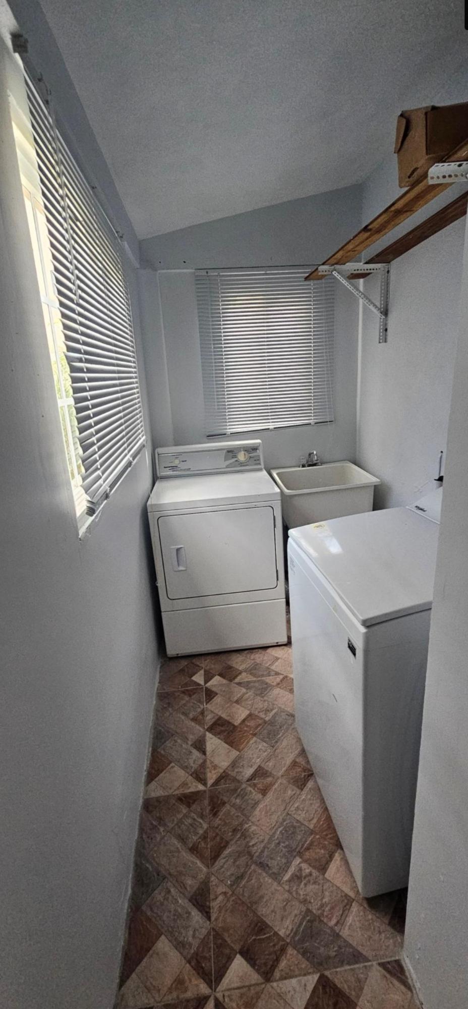 House For Rent: MICHELLE WIE WAY, BLOCK B, Caymanas Estates | $165,000 photo 20