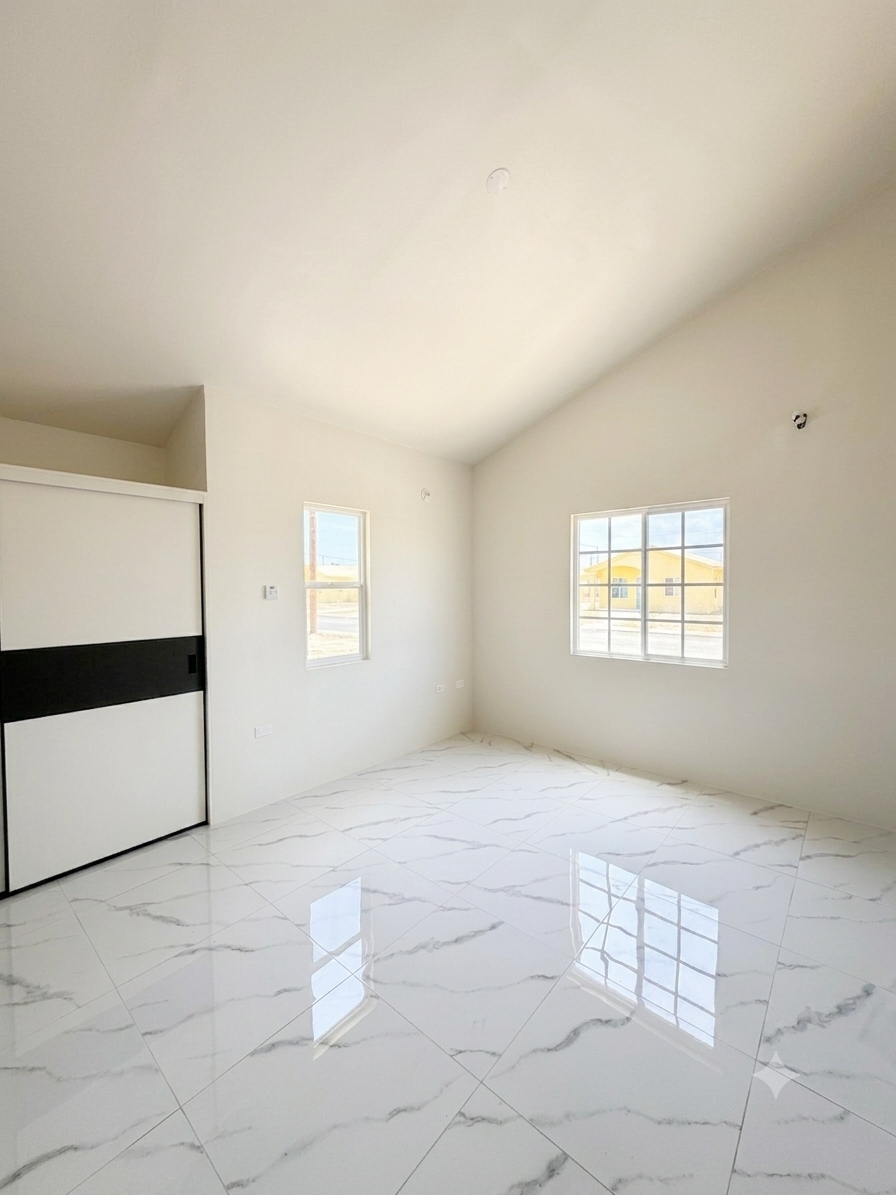 House For Rent: PHOENIX PARK VILLAGE 2 PH, Dunbeholding | $150,000 photo 8