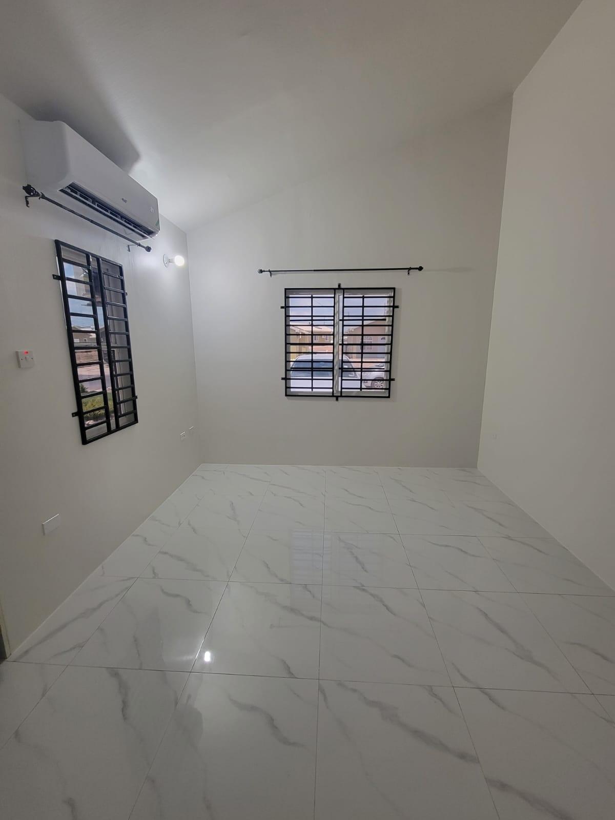 House For Rent: PHOENIX PARK VILLAGE 2, Phoenix Park | $150,000 photo 7
