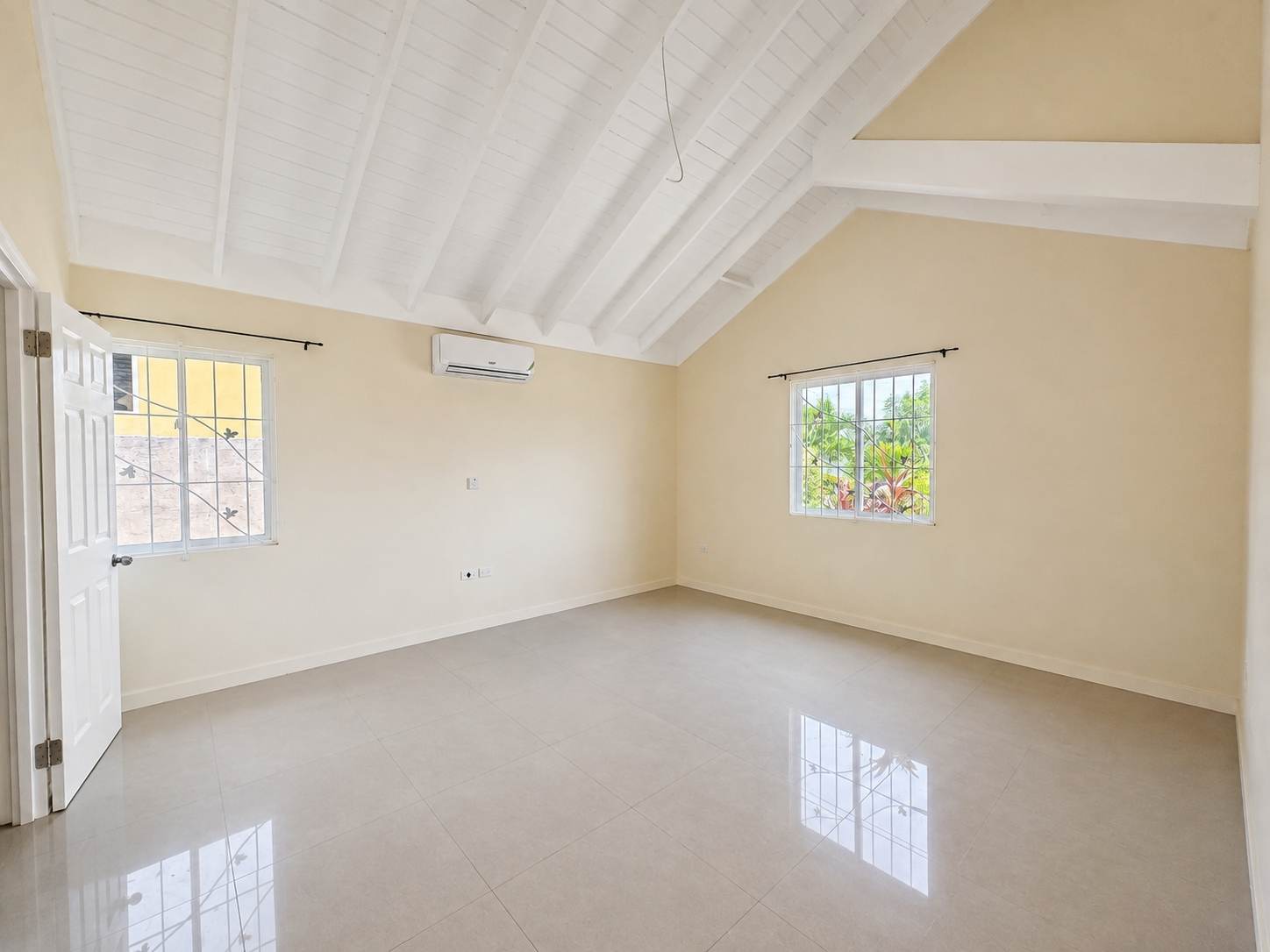 House For Rent: GREAT POND ESTATE, Great Pond Estate | $1,150 photo 5