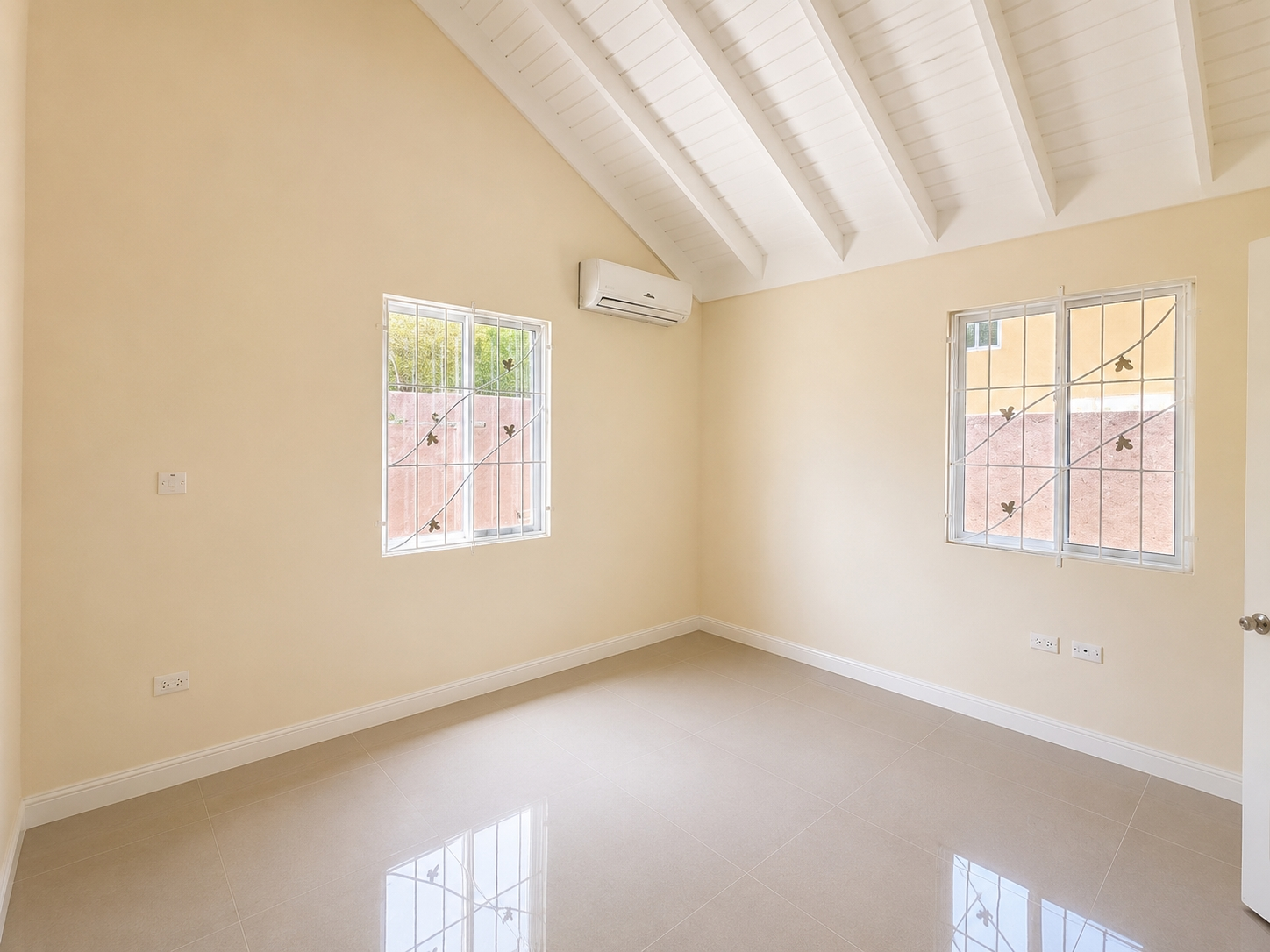 House For Rent: GREAT POND ESTATE, Great Pond Estate | $1,150 photo 10