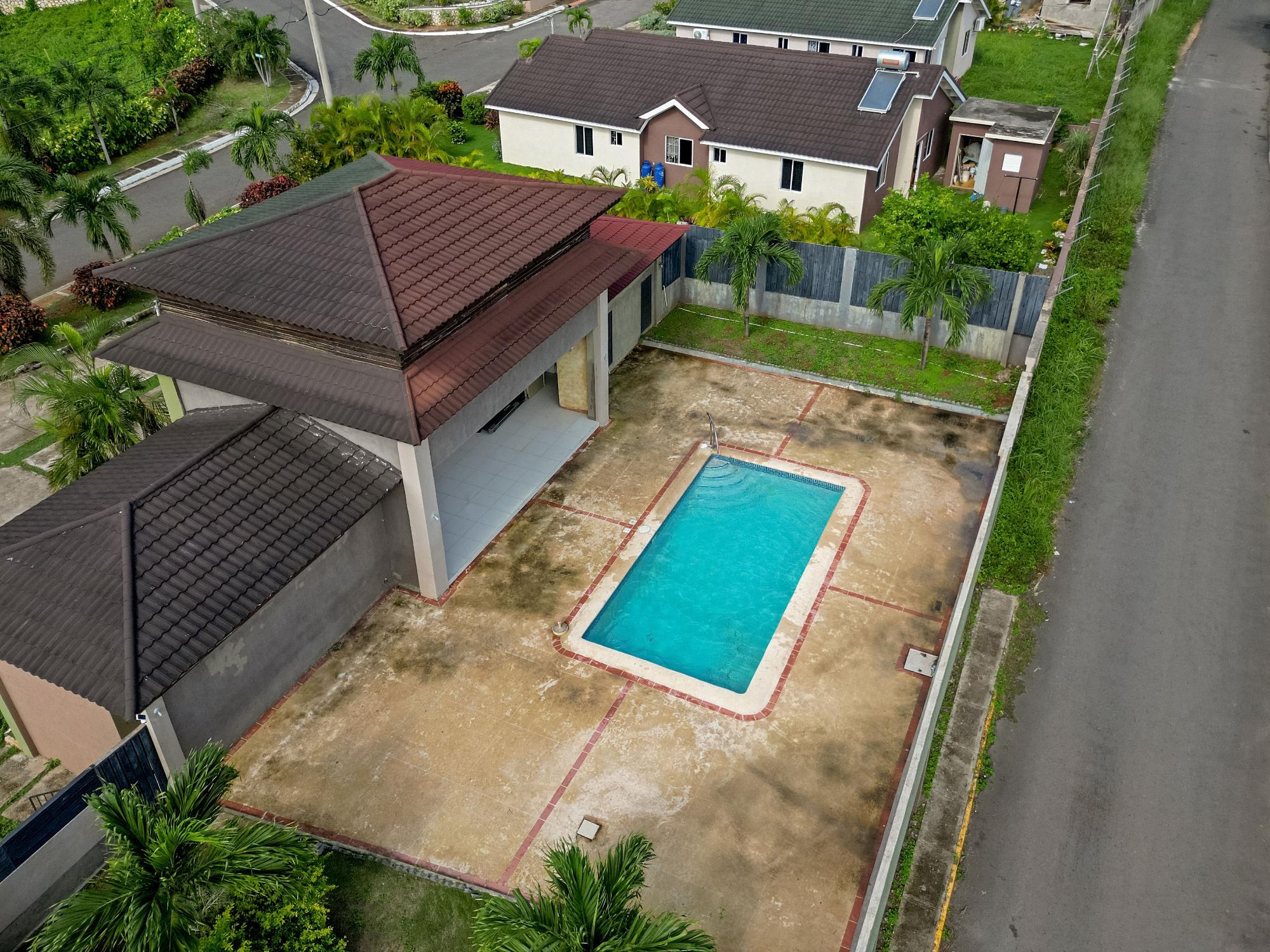 House For Rent: GREAT POND ESTATE, Great Pond Estate | $1,150 photo 11