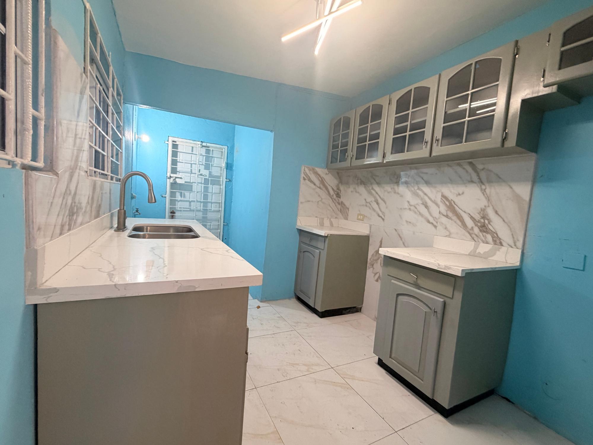 House For Rent: LINSCOTT AVENUE, Kingston 19 | $230,000 photo 6