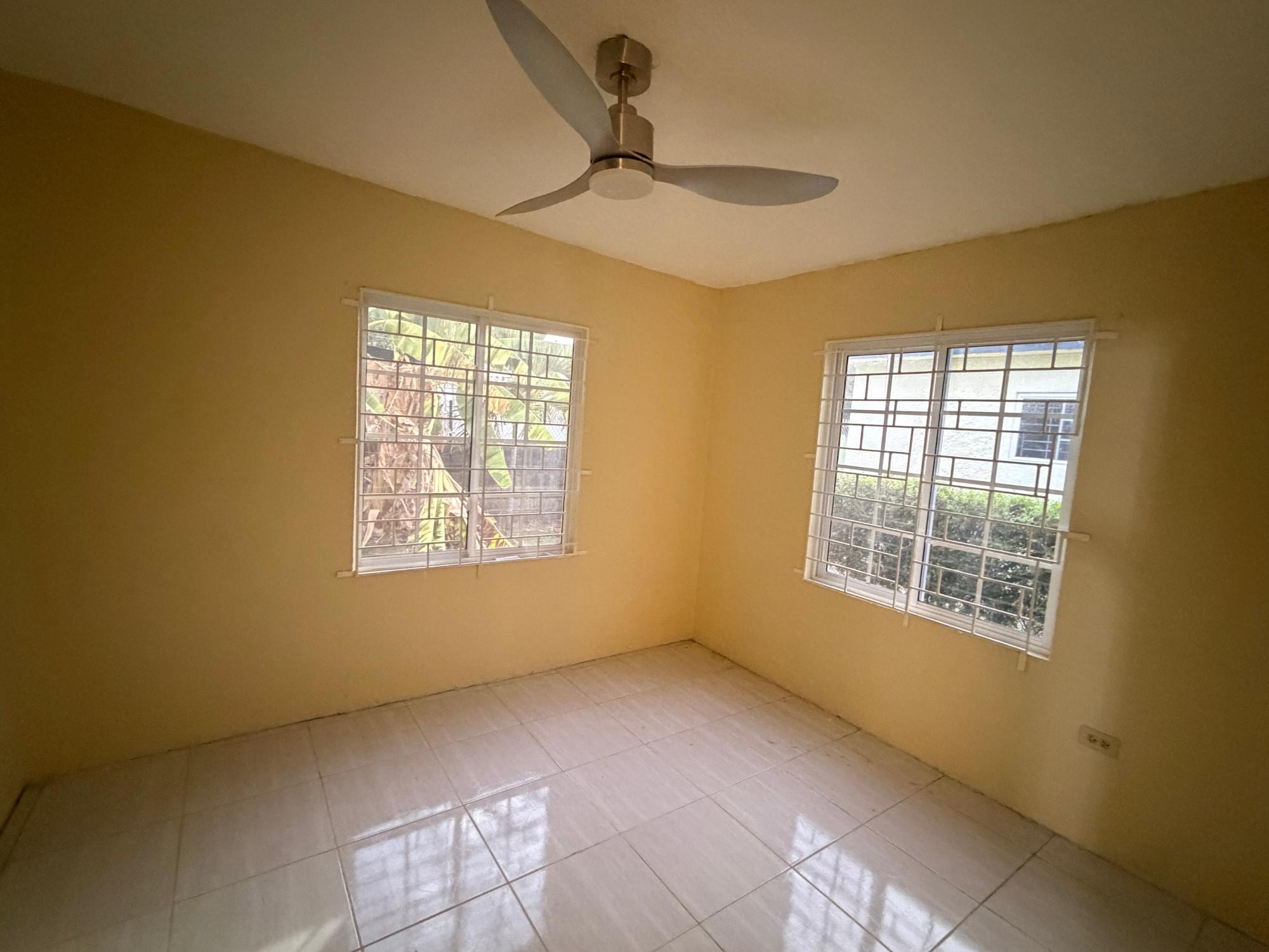 House For Rent: LINSCOTT AVENUE, Kingston 19 | $230,000 photo 9