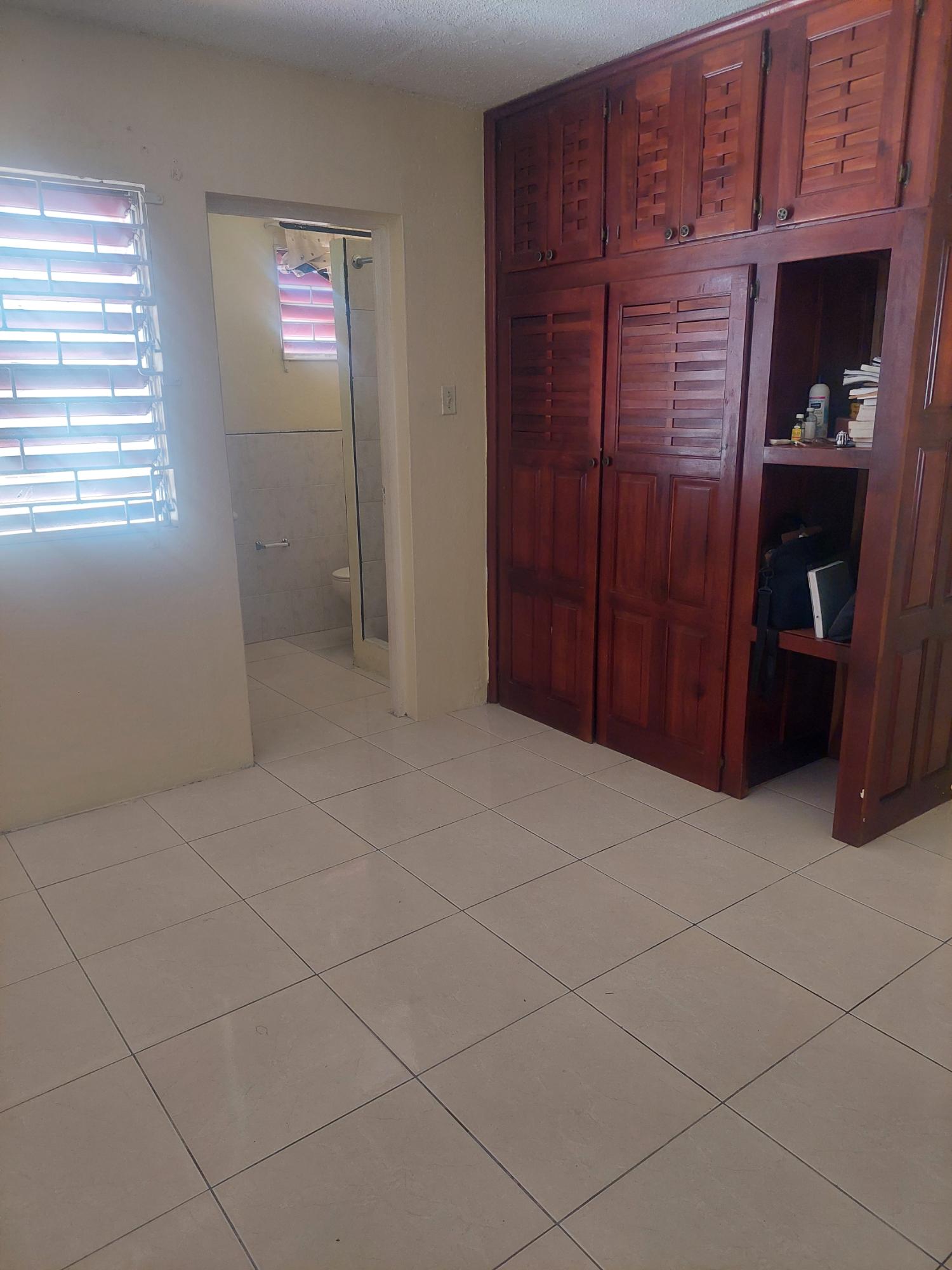 Townhouse For Rent: CALABAR MEWS, Kingston 20 | $180,000 photo 6