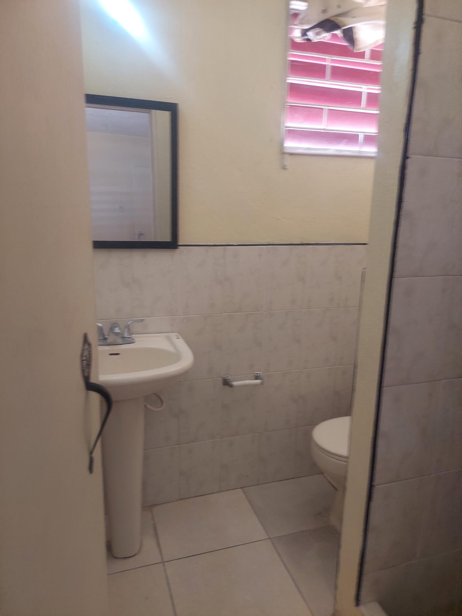 Townhouse For Rent: CALABAR MEWS, Kingston 20 | $180,000 photo 8
