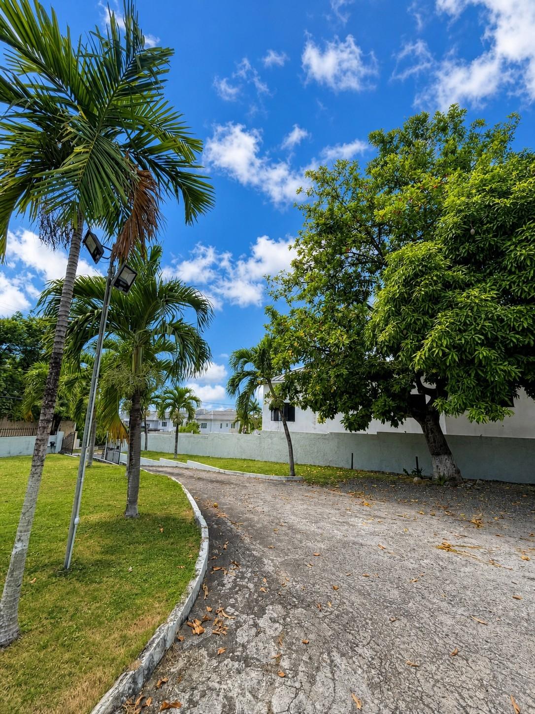 Apartment For Rent: NORBROOK DRIVE, Kingston 8 | $160,000