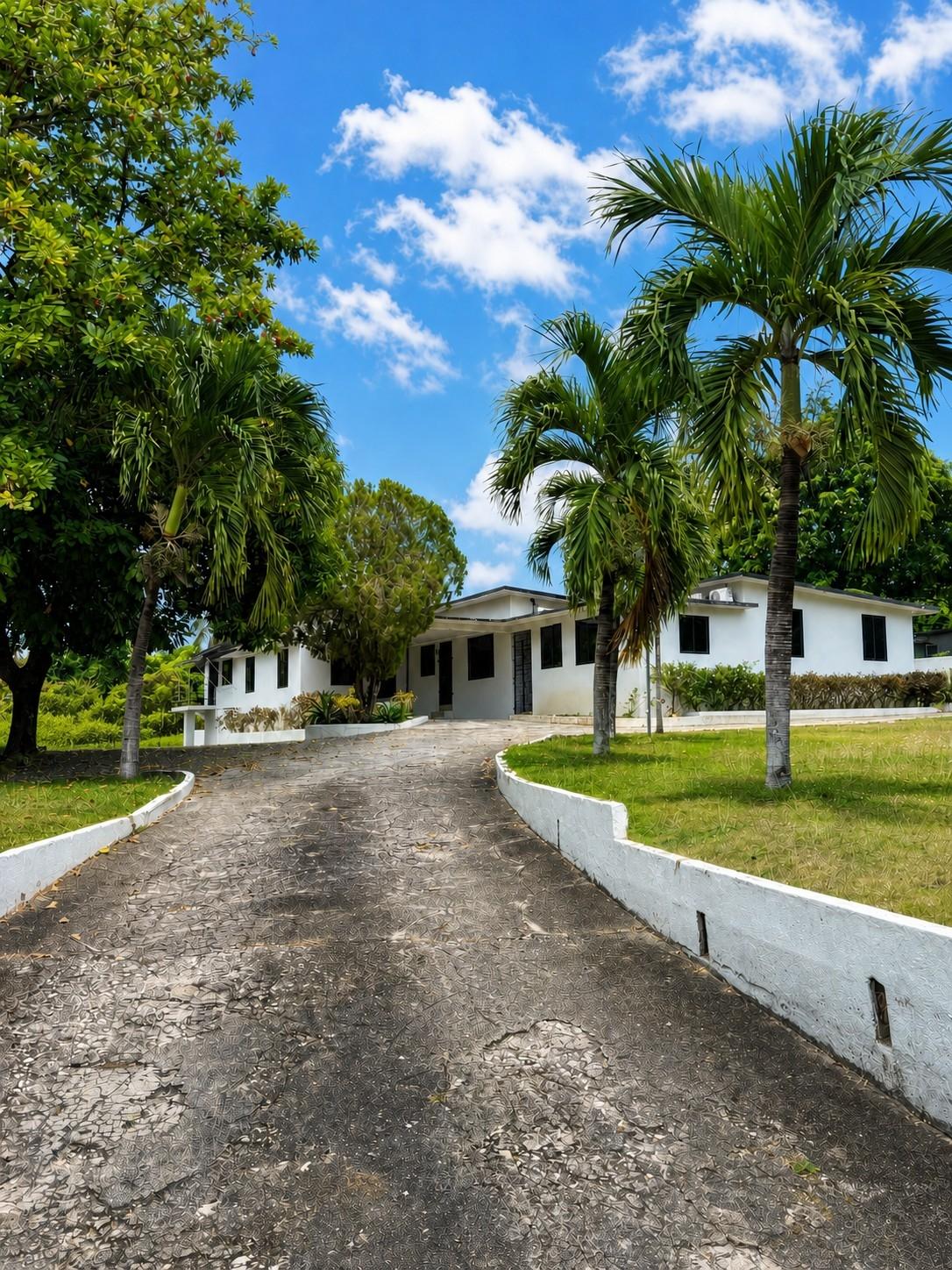 Apartment For Rent: NORBROOK DRIVE, Kingston 8 | $160,000 photo 2