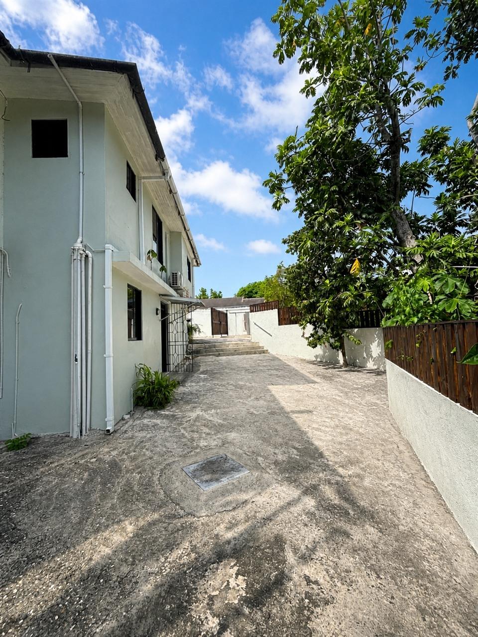 Apartment For Rent: NORBROOK DRIVE, Kingston 8 | $160,000 photo 3