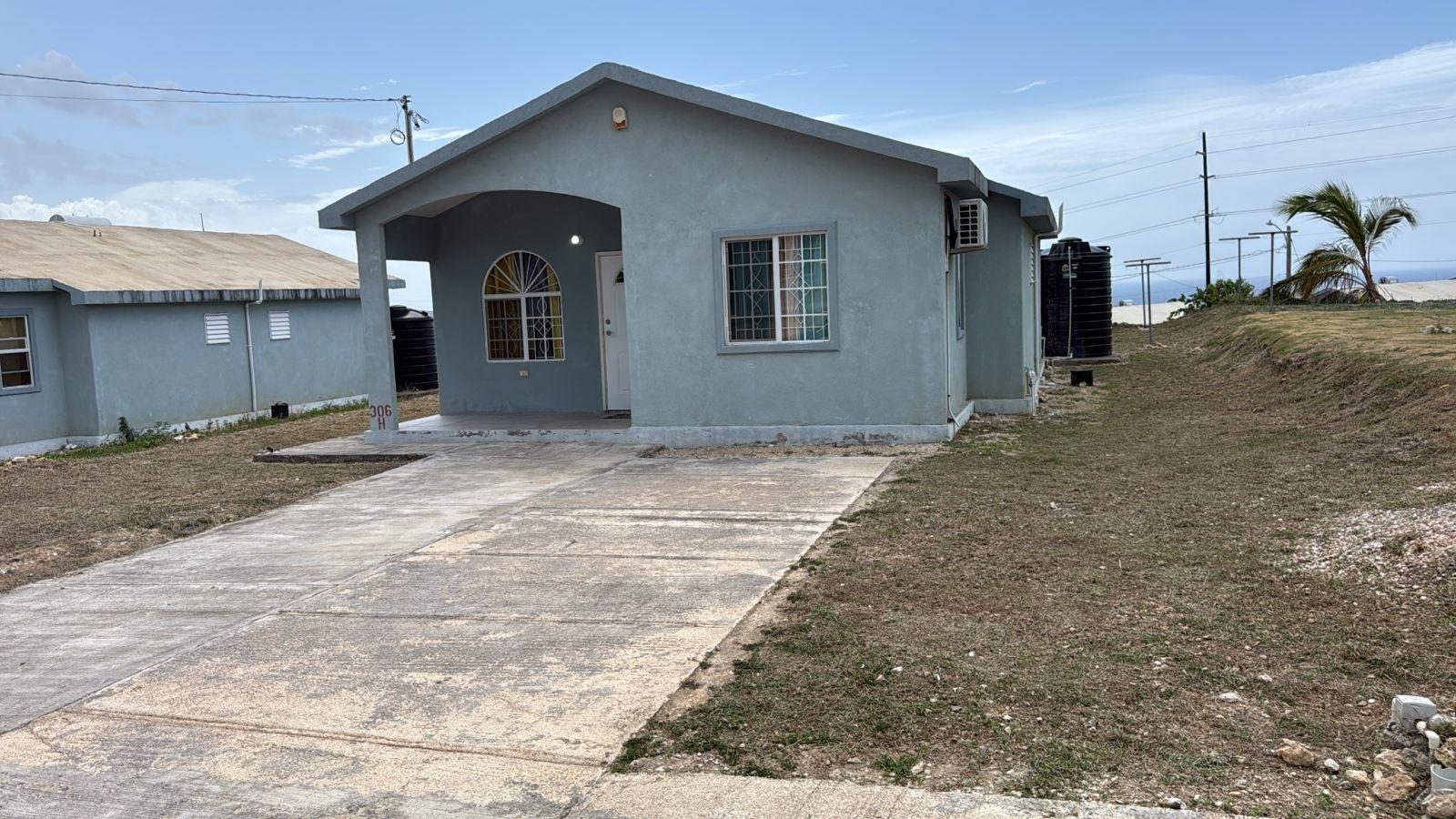 House For Rent: CAMELOT VILLAGE PAHSE 2, Discovery Bay | $1,000