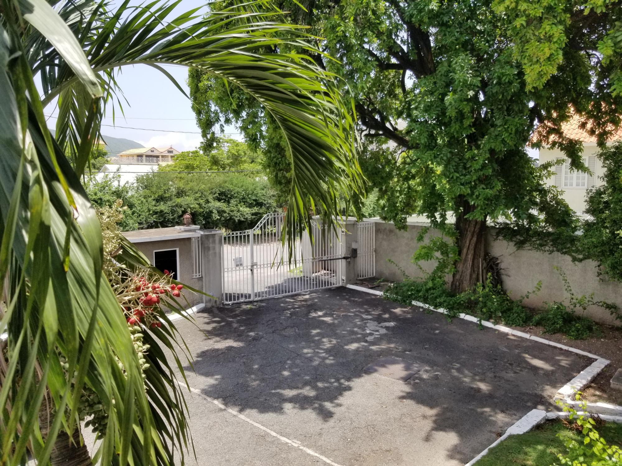 Apartment For Rent: UPPER MUSGRAVE AVENUE, Kingston 5 | $170,000 photo 16
